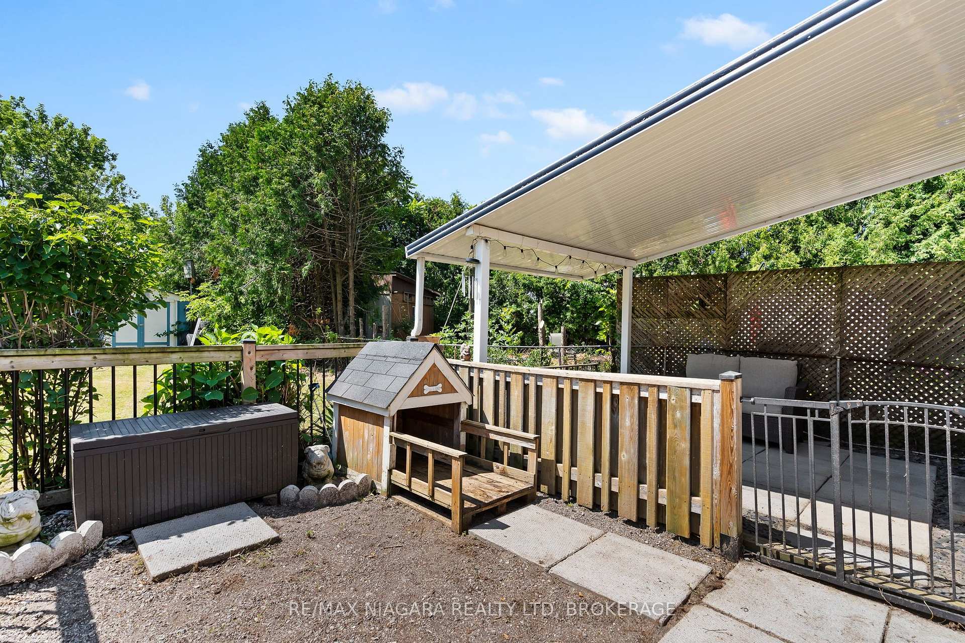 Photo 23 of 63 Hodgkins Avenue, Thorold, Allanburg/Thorold South — HOMEH