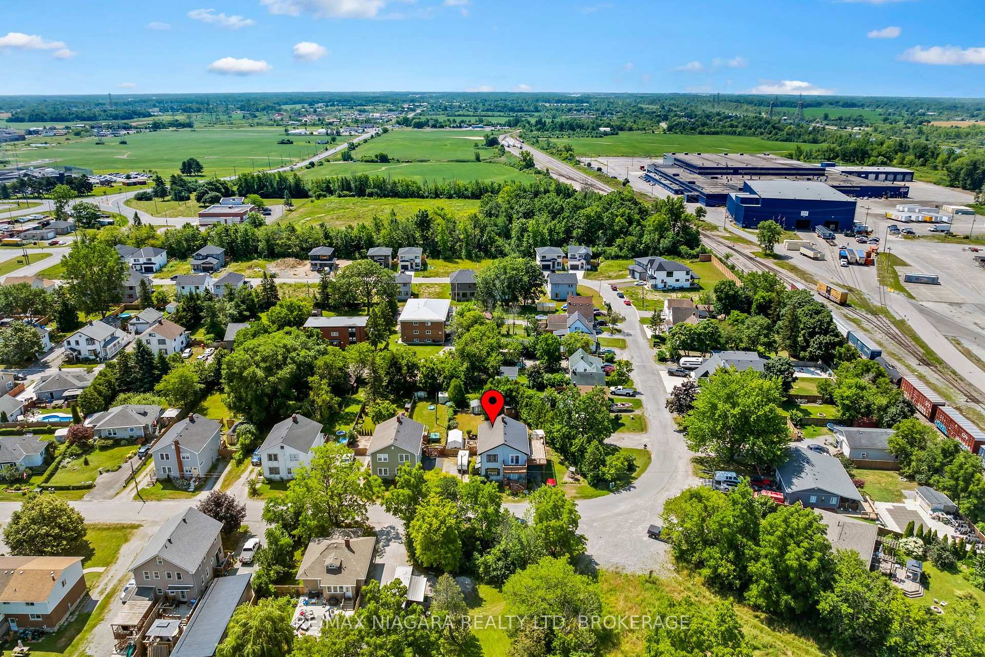 Photo 28 of 63 Hodgkins Avenue, Thorold, Allanburg/Thorold South — HOMEH