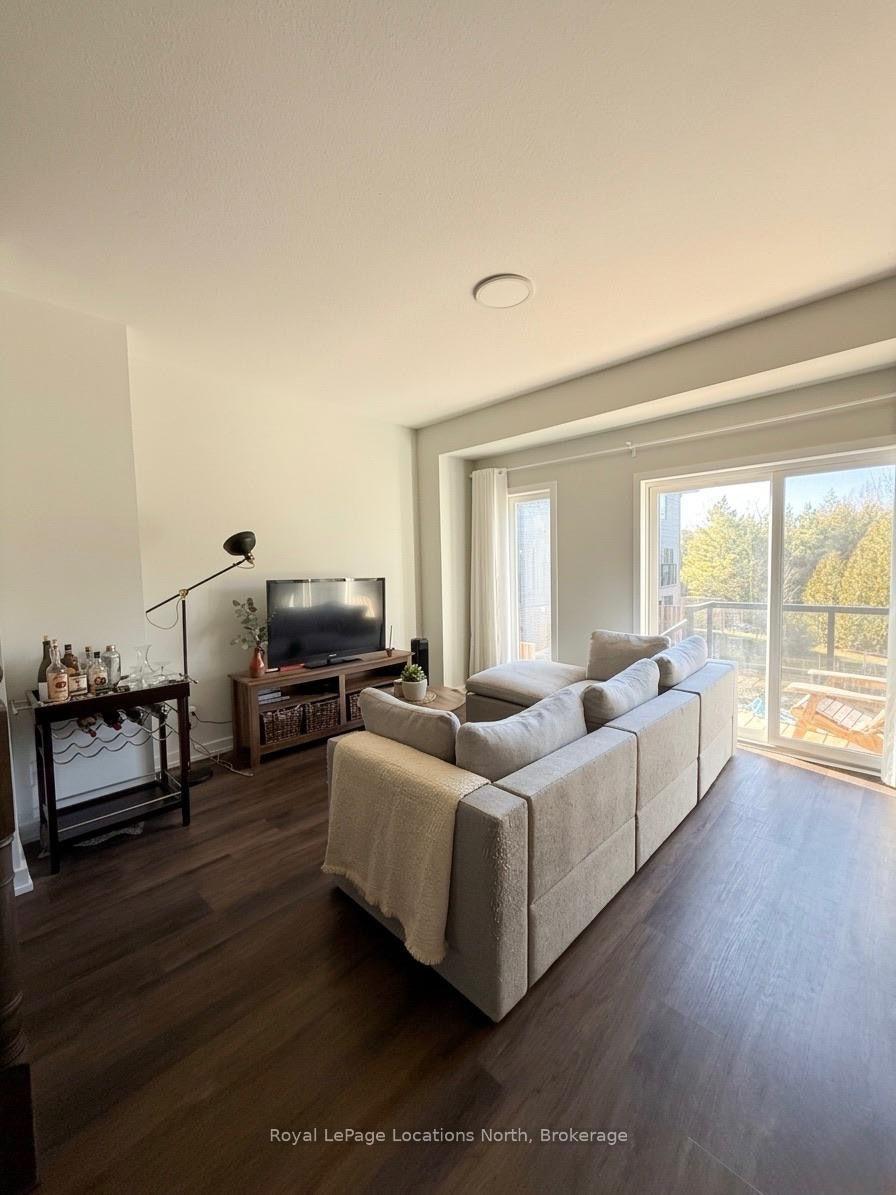 Photo 6 of 10 Winters Crescent, Collingwood — HOMEH