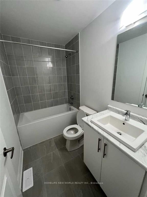 Photo 16 of 83 Kentledge Avenue, East Gwillimbury, Holland Landing — HOMEH