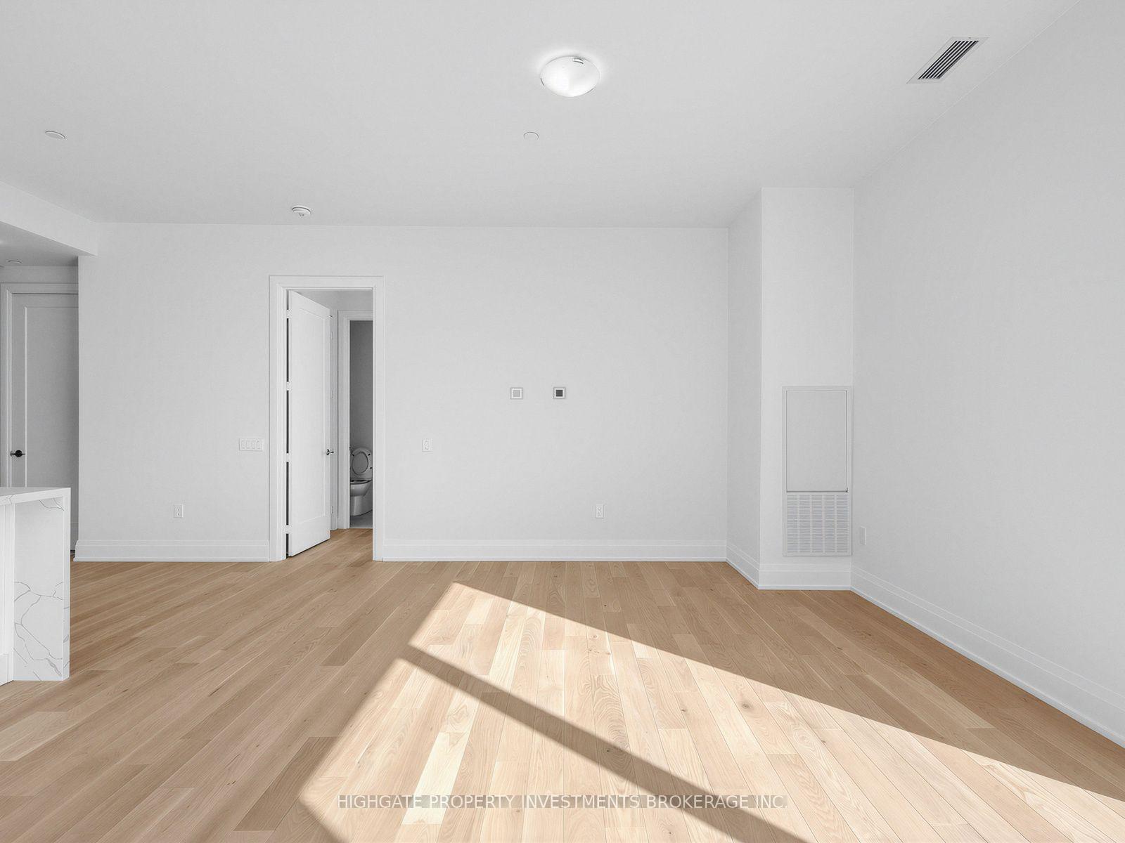 Photo 20 of Unit PH 102, 27 Korda Gate, Vaughan, Vellore Village — HOMEH