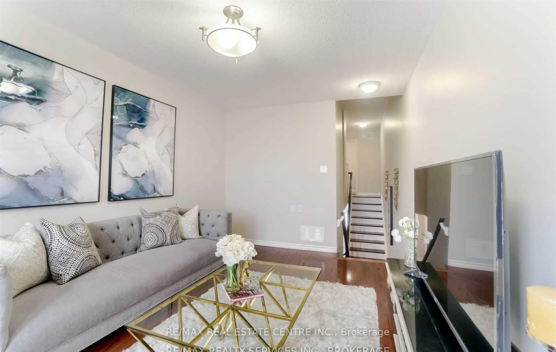 Photo 12 of Unit Upper, 92 Lake Louise Drive, Brampton, Fletcher's Meadow — HOMEH