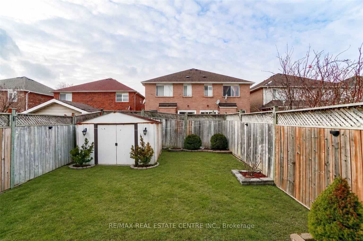 Photo 18 of Unit Upper, 92 Lake Louise Drive, Brampton, Fletcher's Meadow — HOMEH