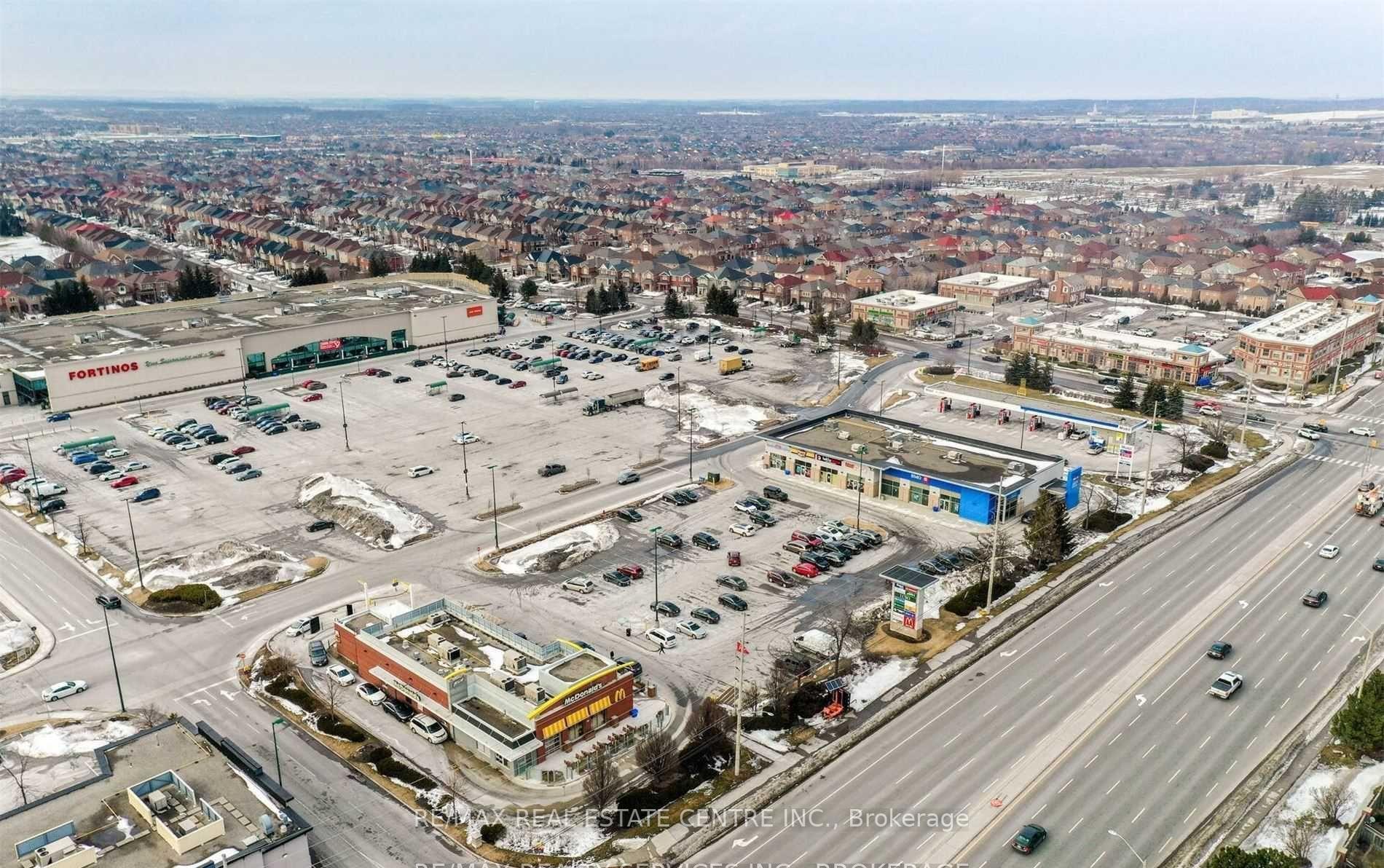 Photo 19 of Unit Upper, 92 Lake Louise Drive, Brampton, Fletcher's Meadow — HOMEH