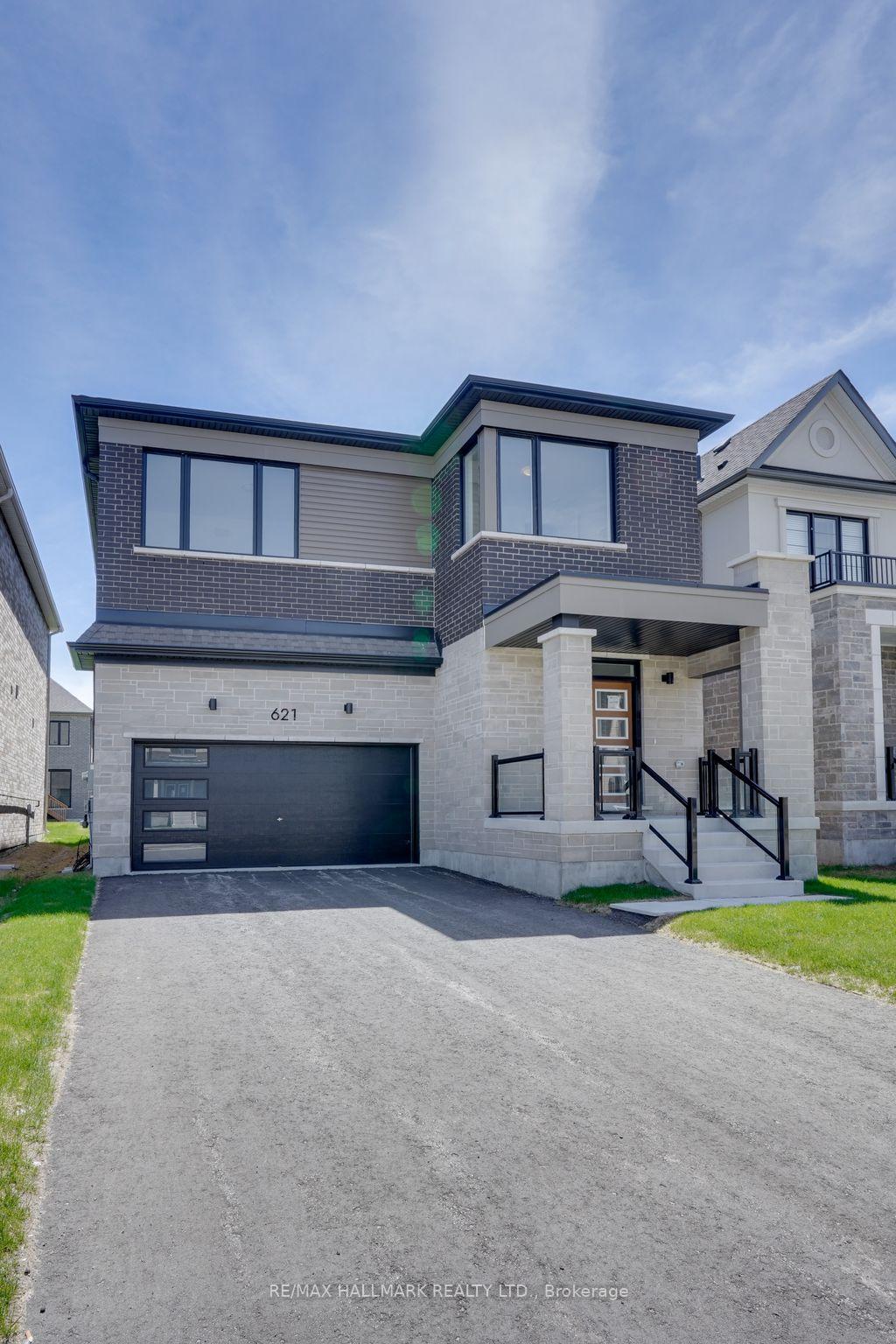 Photo 3 of 621 Mika Street, Innisfil, Rural Innisfil — HOMEH