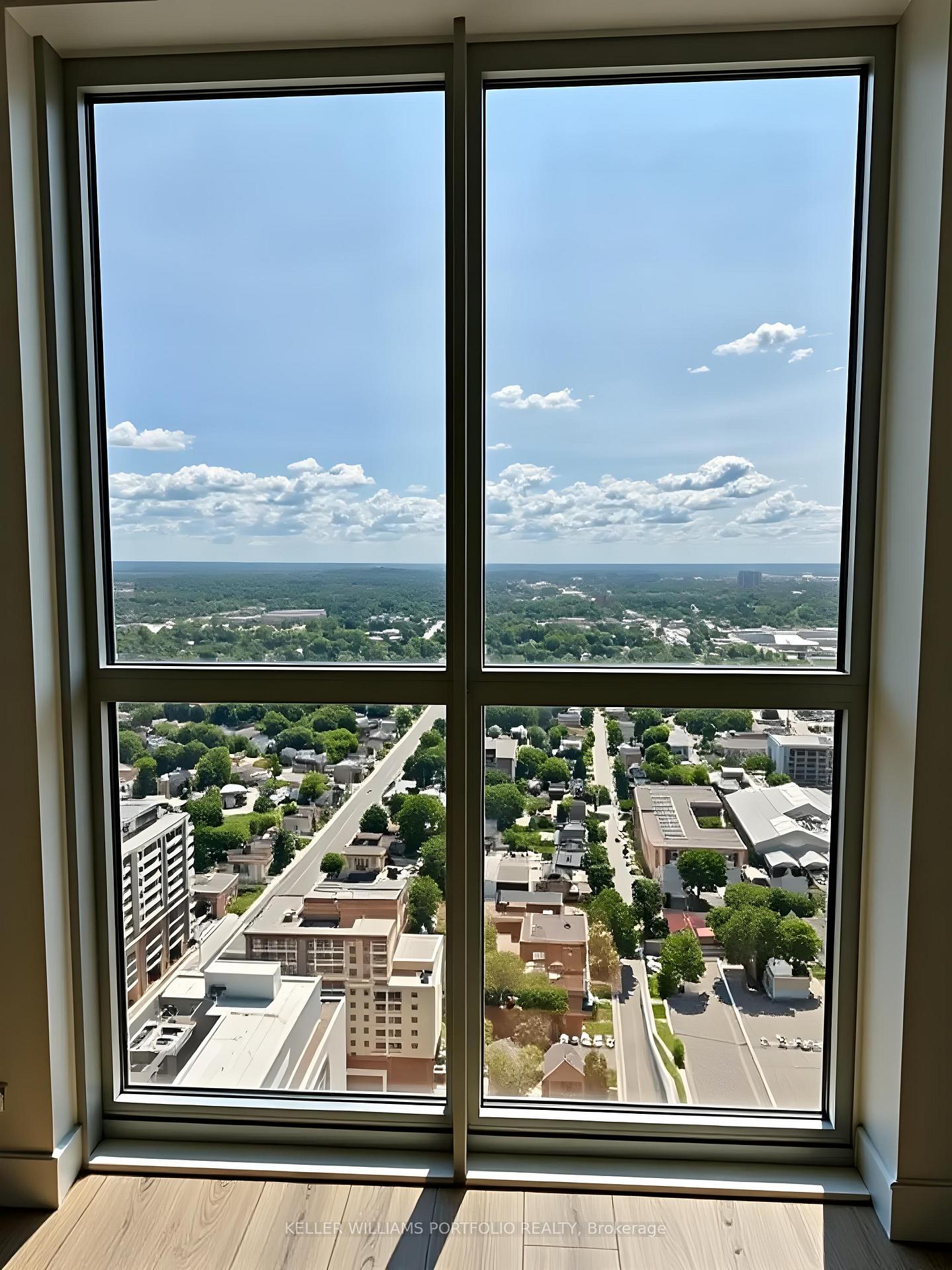 Photo 4 of Unit 3701, 60 Frederick Street, Kitchener, Civic Centre — HOMEH