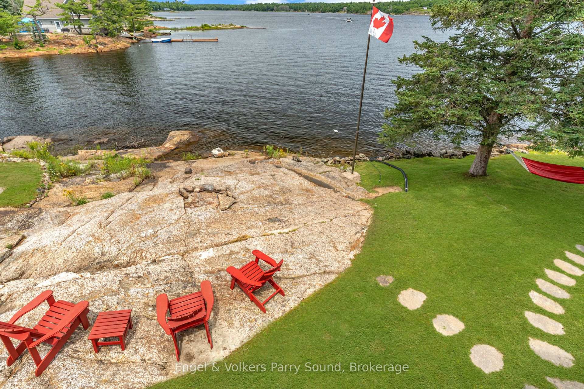 Photo 22 of 247 South Shore Road, The Archipelago, Archipelago North — HOMEH