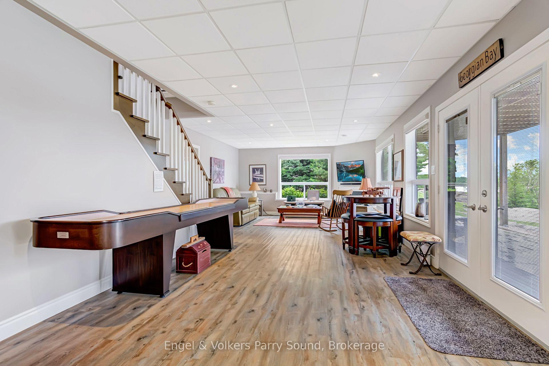 Photo 33 of 247 South Shore Road, The Archipelago, Archipelago North — HOMEH