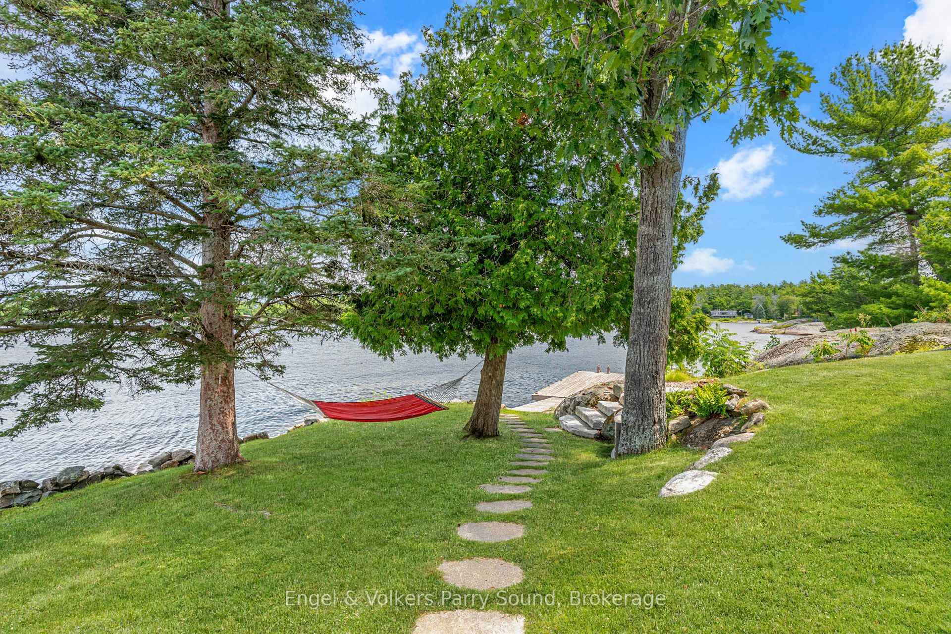 Photo 45 of 247 South Shore Road, The Archipelago, Archipelago North — HOMEH