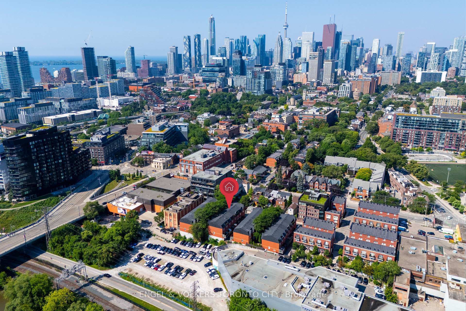 Photo 1 of 8 Old Trillium Lane, Toronto, Regent Park — HOMEH