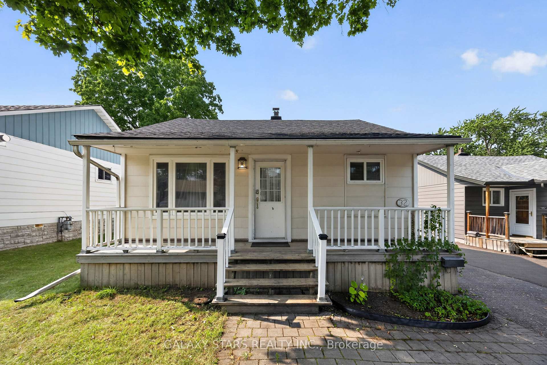 Photo 3 of 32 Beech Street, Ajax, Central — HOMEH
