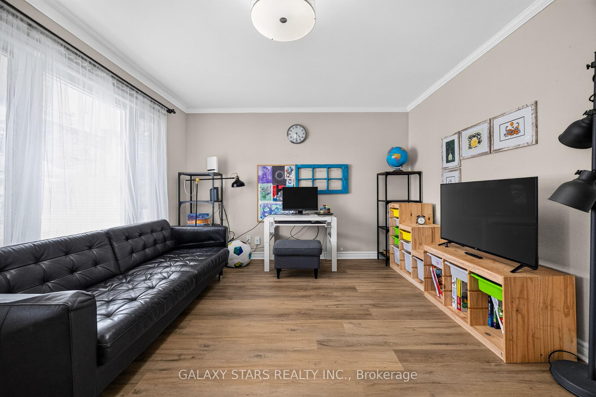 Photo 9 of 32 Beech Street, Ajax, Central — HOMEH