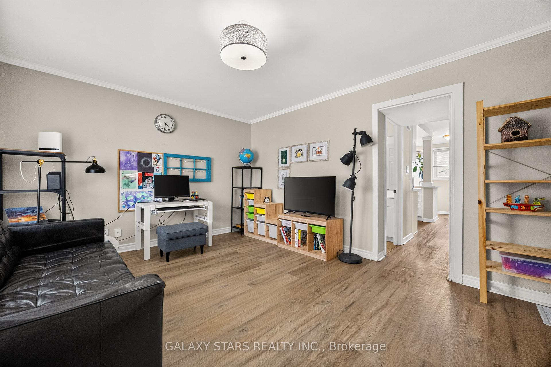 Photo 10 of 32 Beech Street, Ajax, Central — HOMEH