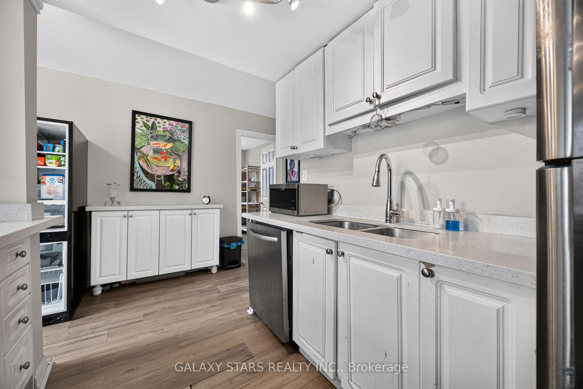 Photo 15 of 32 Beech Street, Ajax, Central — HOMEH