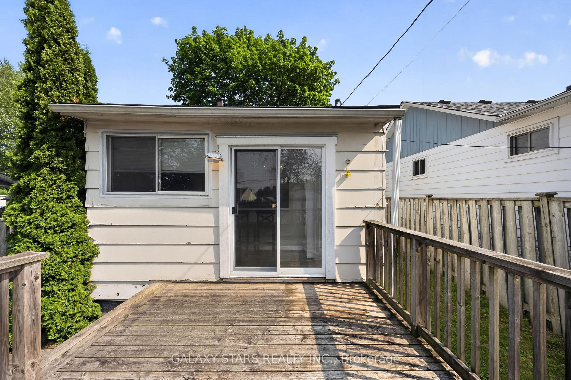 Photo 30 of 32 Beech Street, Ajax, Central — HOMEH