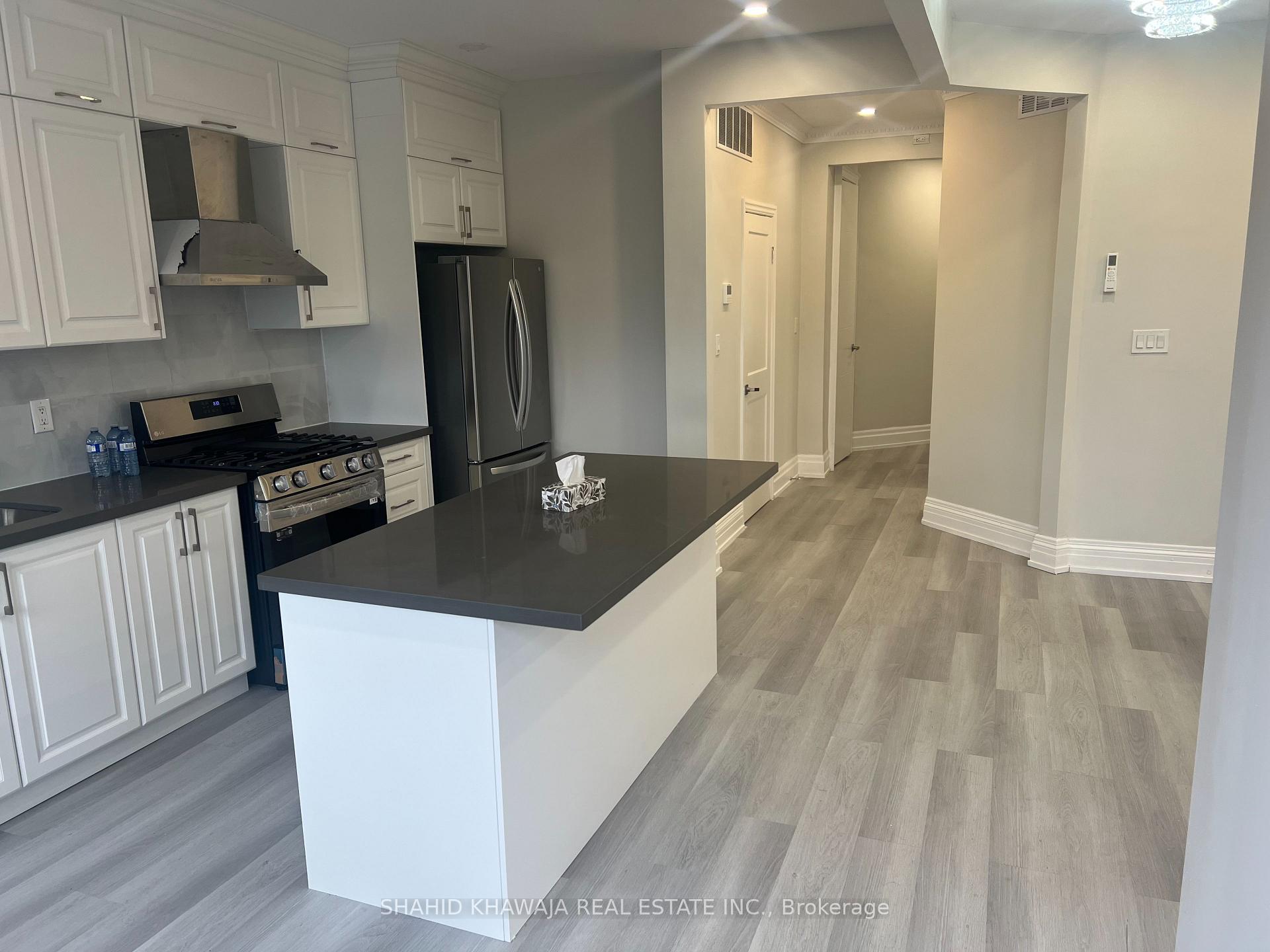 Photo 4 of Unit C, 370 Queen Street, Mississauga, Streetsville — HOMEH