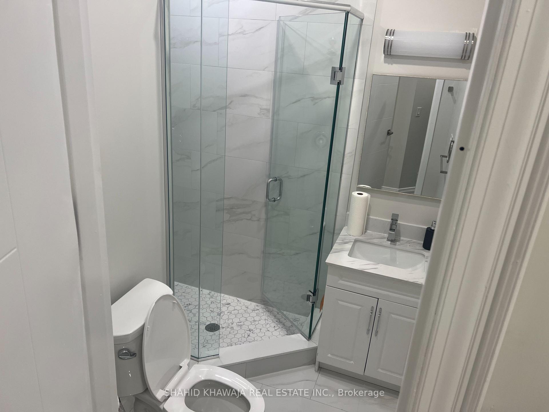 Photo 6 of Unit C, 370 Queen Street, Mississauga, Streetsville — HOMEH