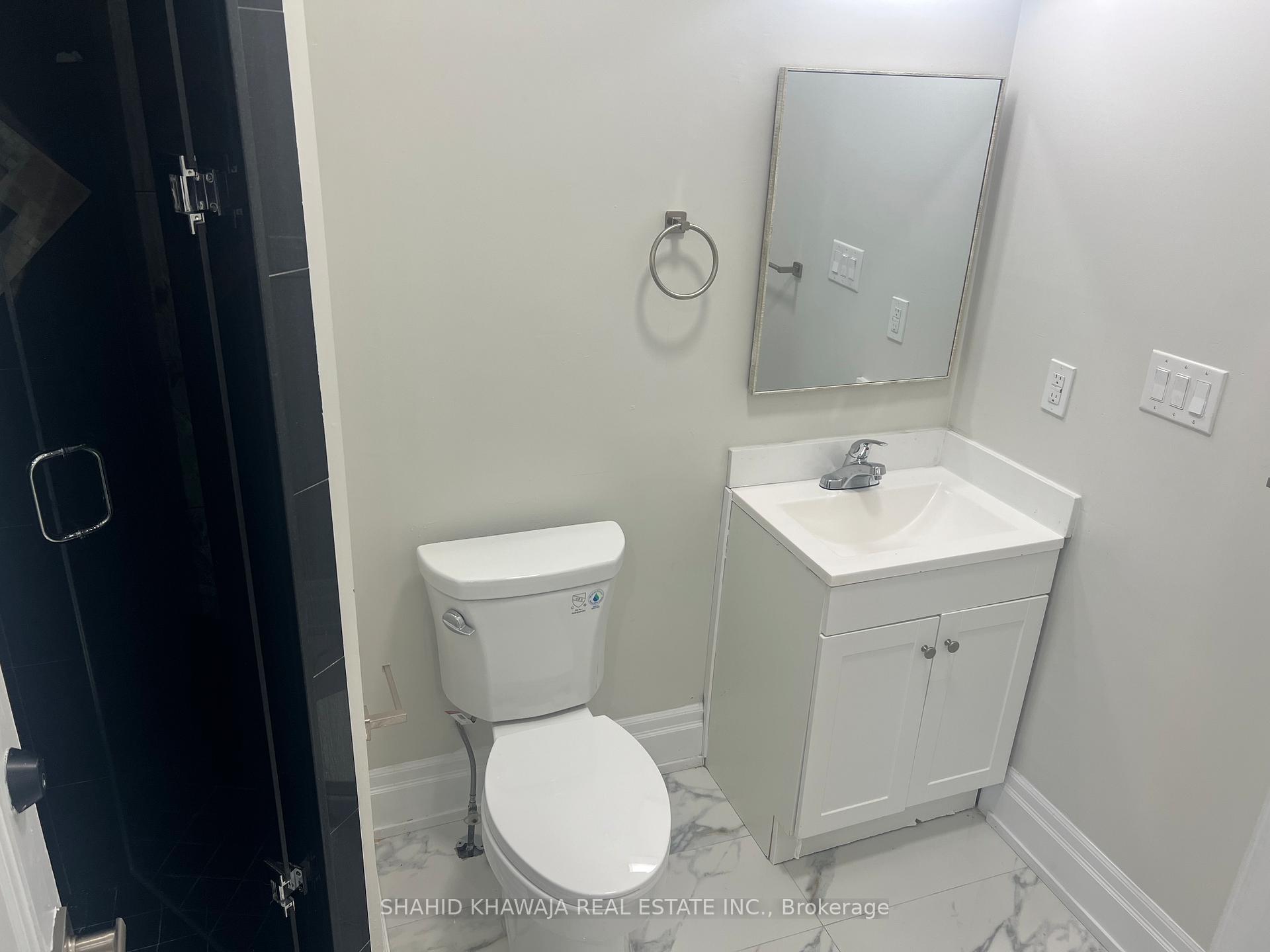 Photo 8 of Unit C, 370 Queen Street, Mississauga, Streetsville — HOMEH