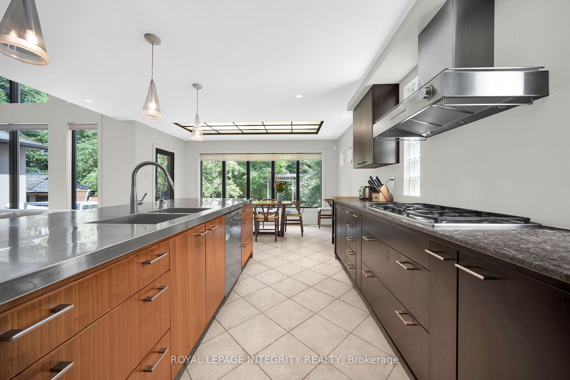 Photo 15 of 13 Cecil Walden Ridge, Ottawa, Kanata - Kanata Lakes/Heritage Hills — HOMEH