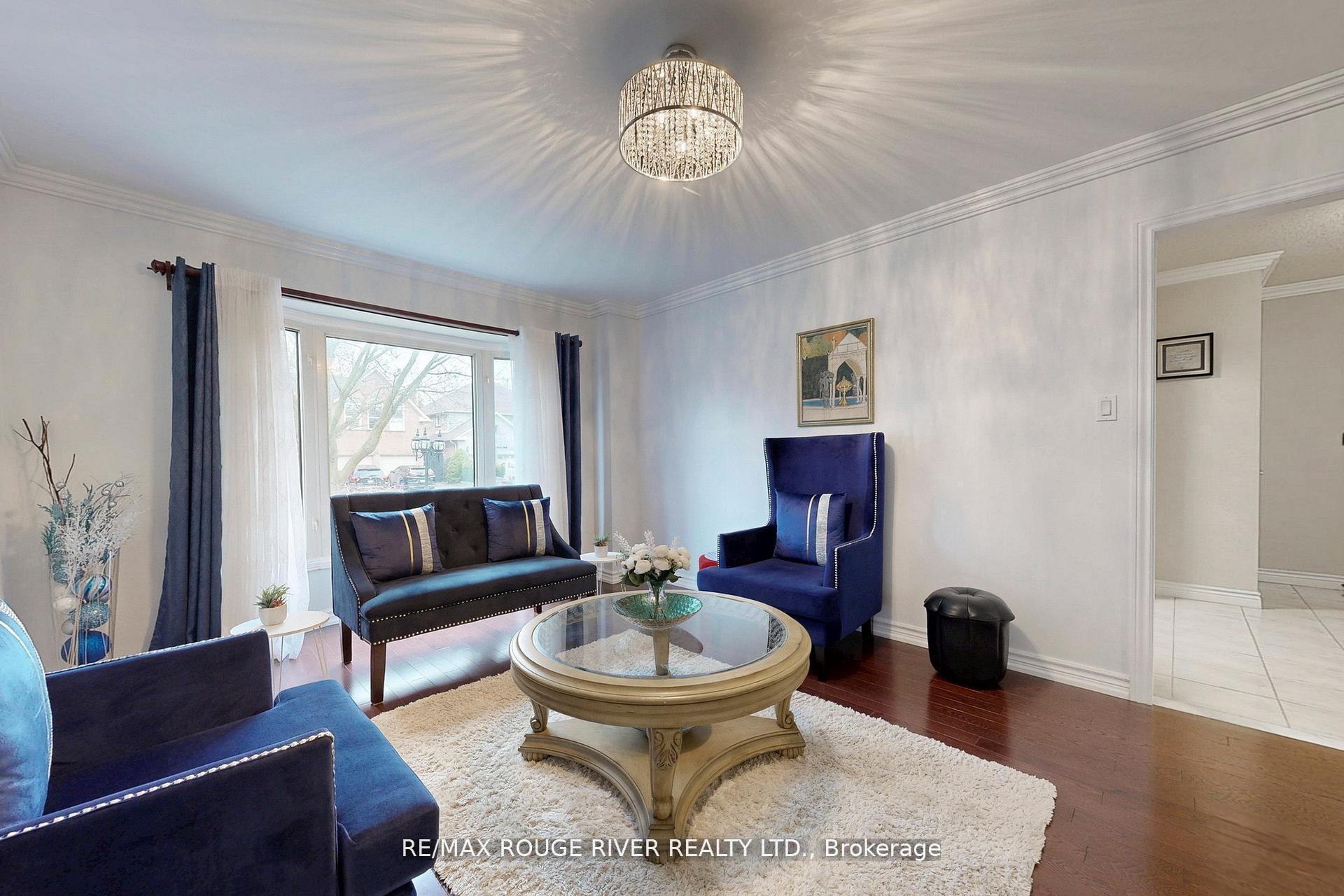 Photo 6 of 45 Rotherglen Road N, Ajax, Central West — HOMEH