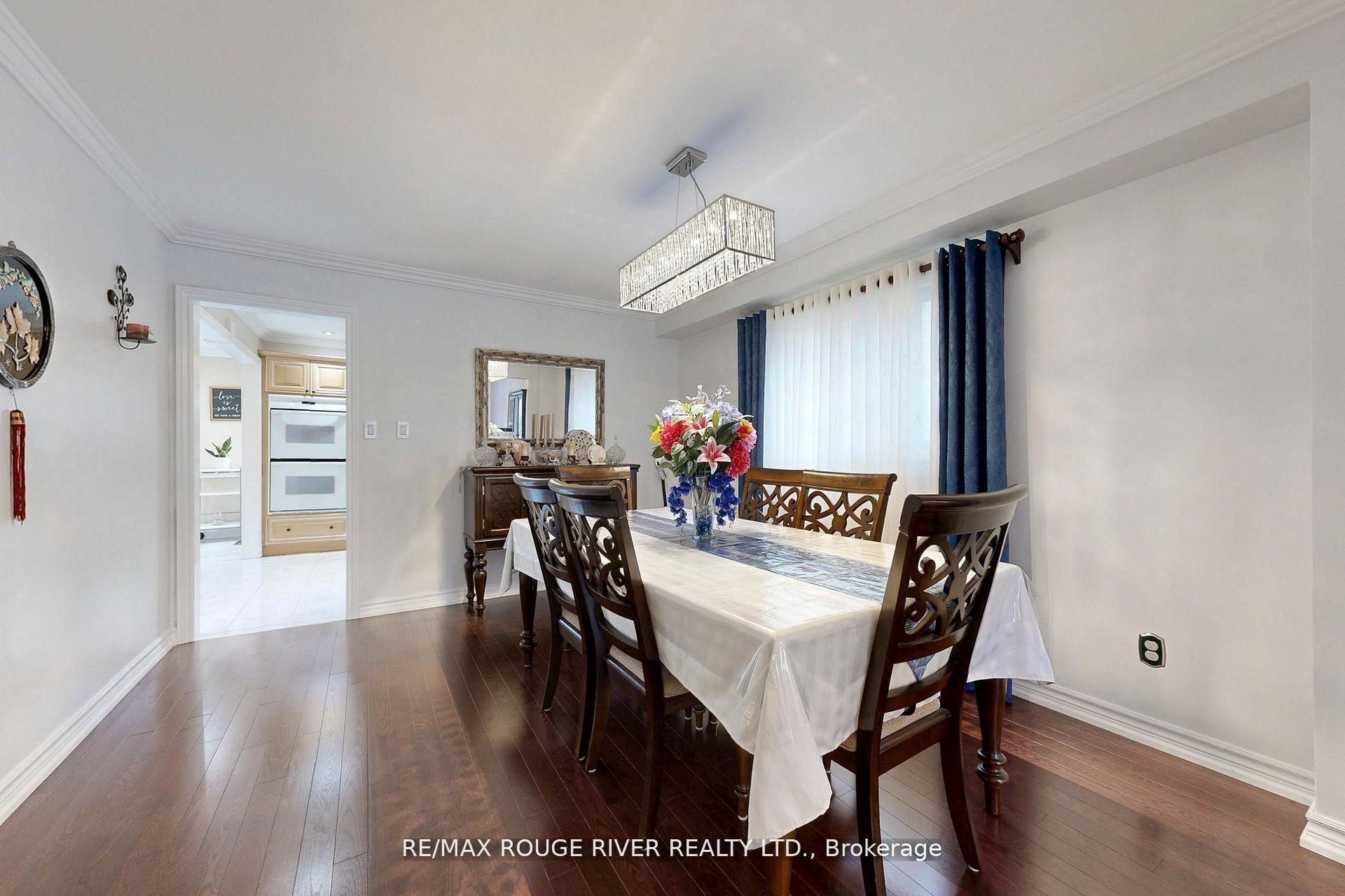 Photo 8 of 45 Rotherglen Road N, Ajax, Central West — HOMEH