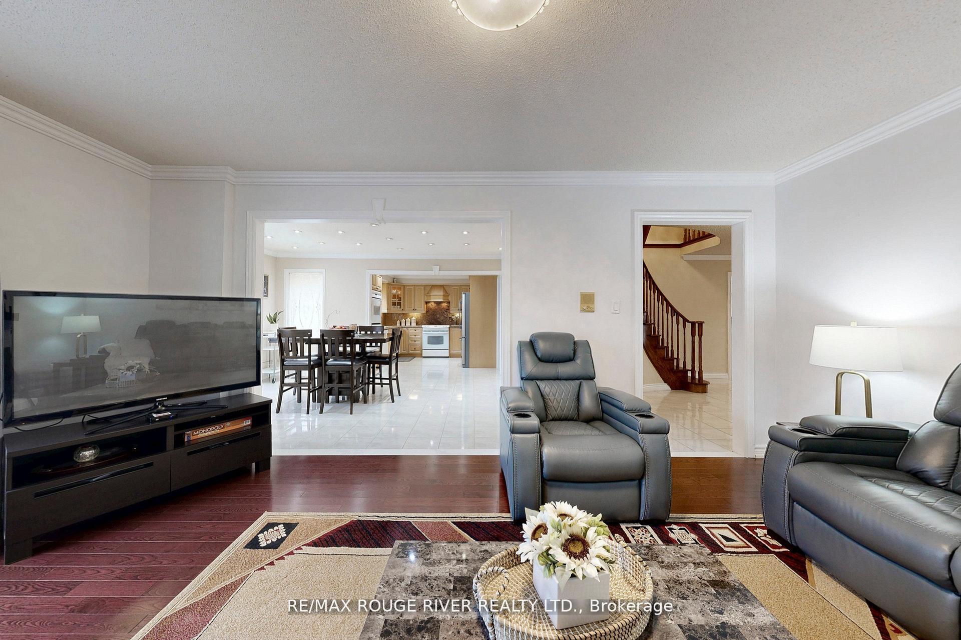 Photo 12 of 45 Rotherglen Road N, Ajax, Central West — HOMEH