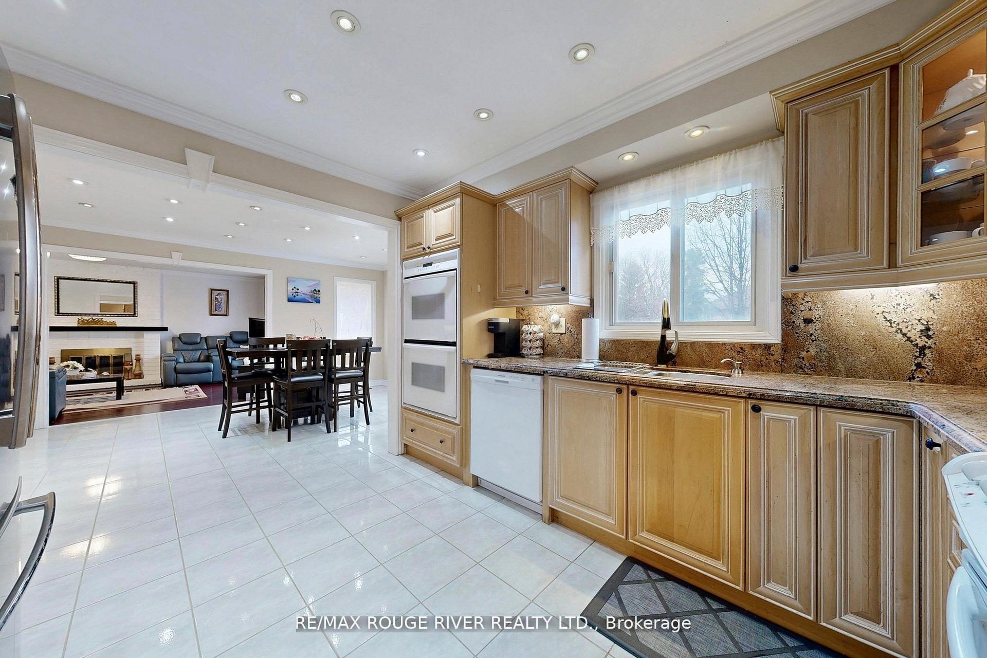 Photo 14 of 45 Rotherglen Road N, Ajax, Central West — HOMEH
