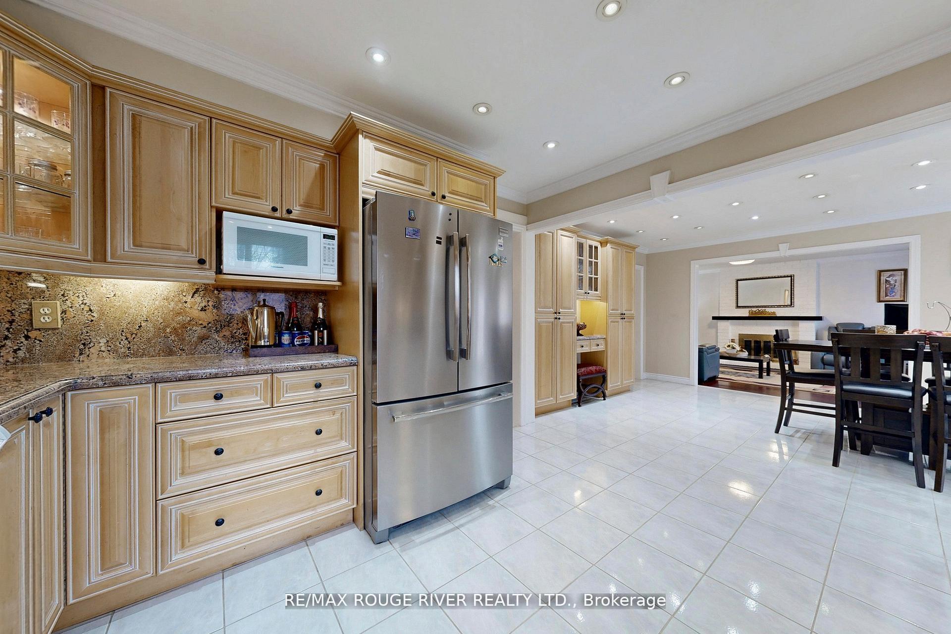 Photo 15 of 45 Rotherglen Road N, Ajax, Central West — HOMEH