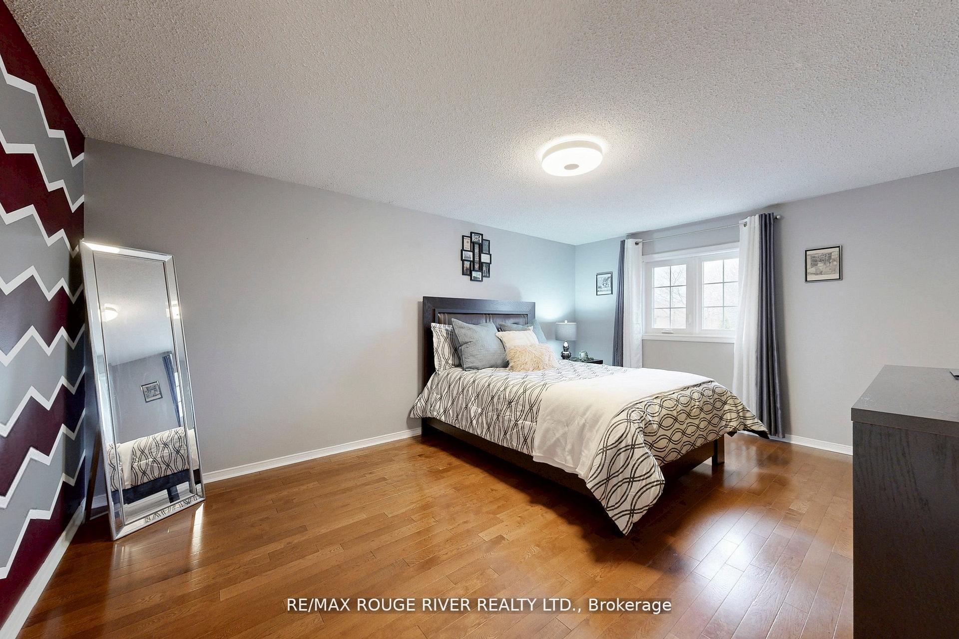 Photo 30 of 45 Rotherglen Road N, Ajax, Central West — HOMEH
