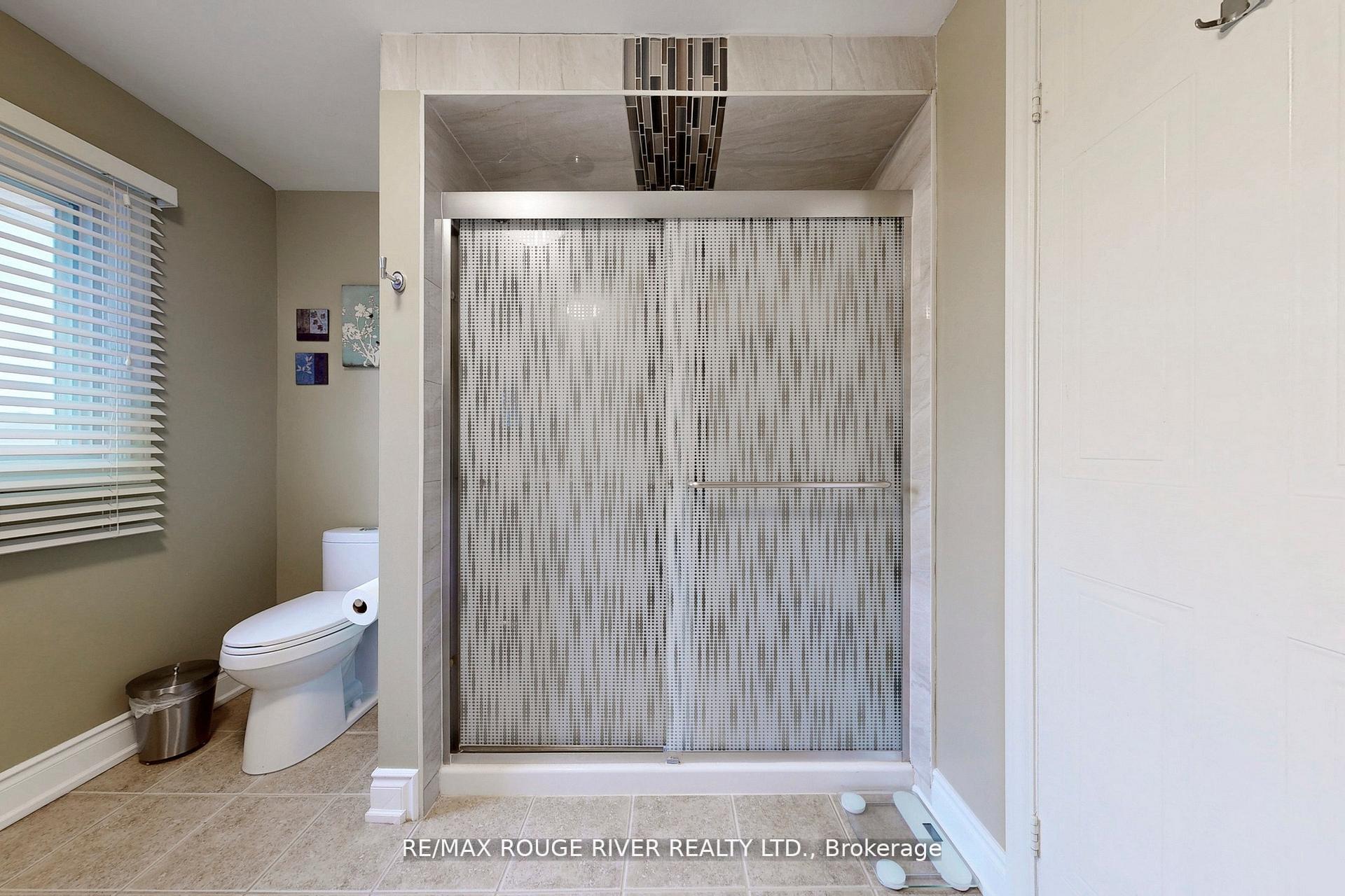 Photo 36 of 45 Rotherglen Road N, Ajax, Central West — HOMEH