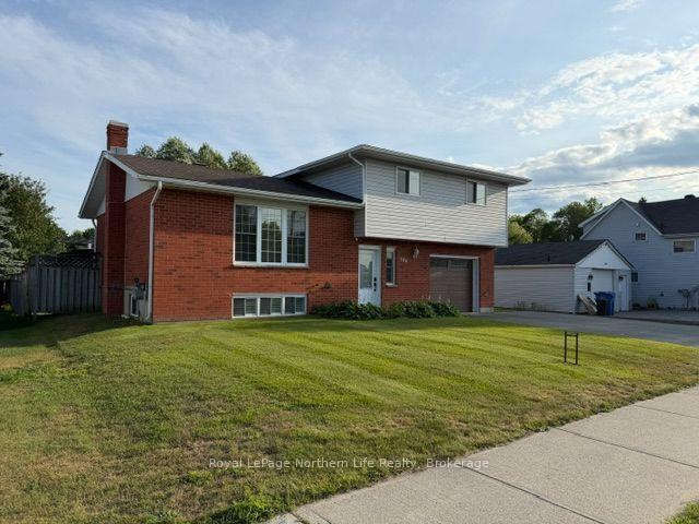 Photo 2 of 148 Railway Street, West Nipissing, Sturgeon Falls — HOMEH