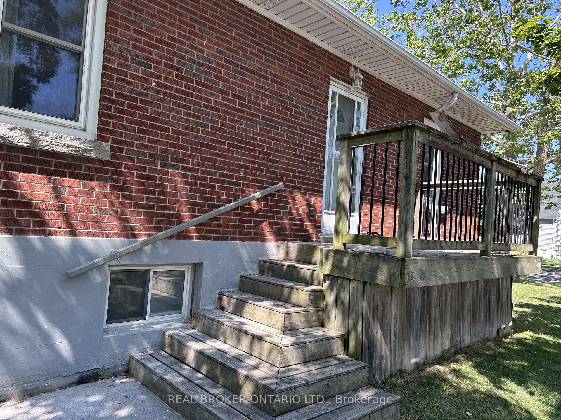 Photo 1 of Unit Lower, 311 Wallace Avenue S, Welland, Lincoln/Crowland — HOMEH