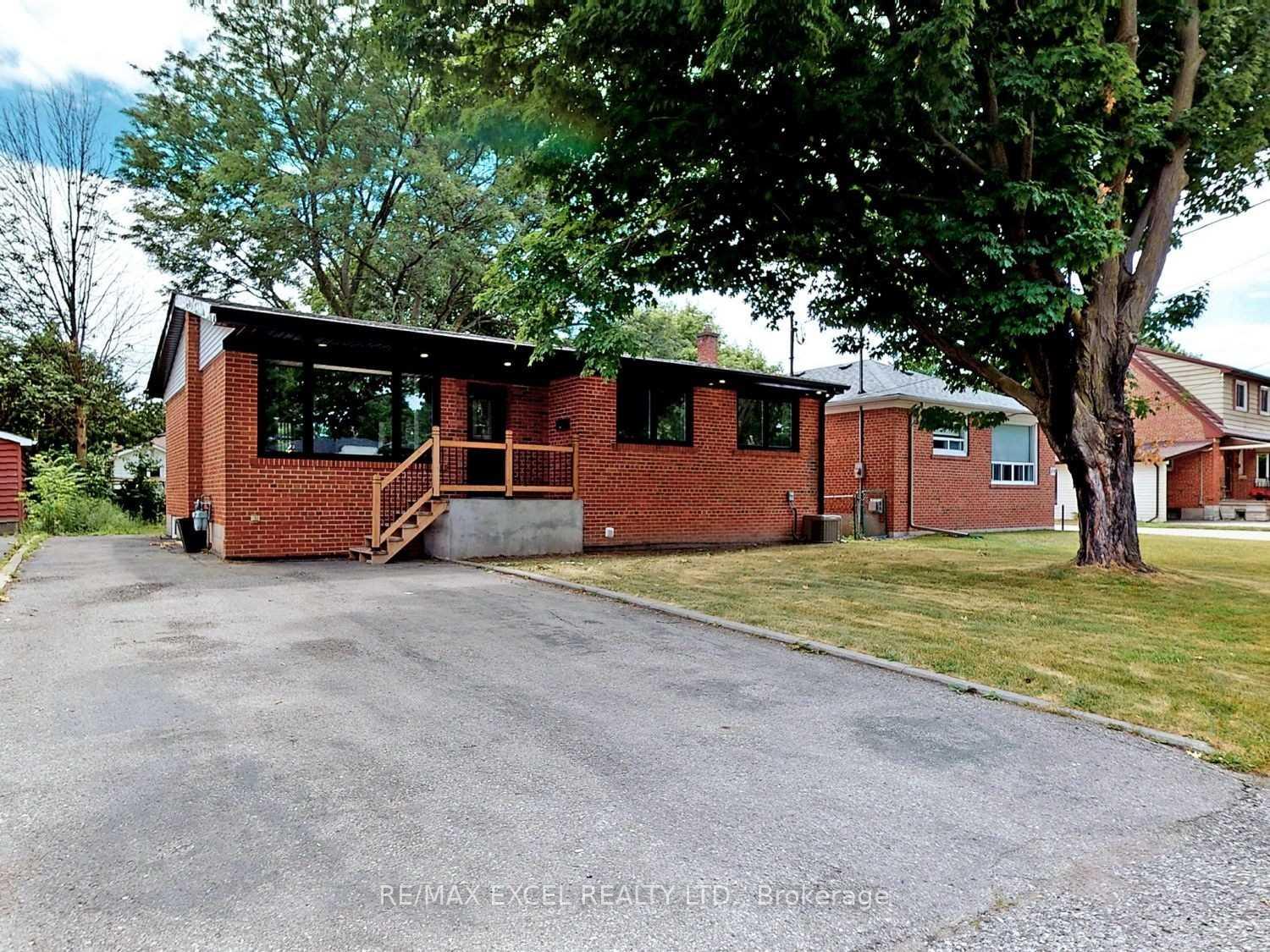 Photo 1 of 91 Rockport Crescent, Richmond Hill, Crosby — HOMEH