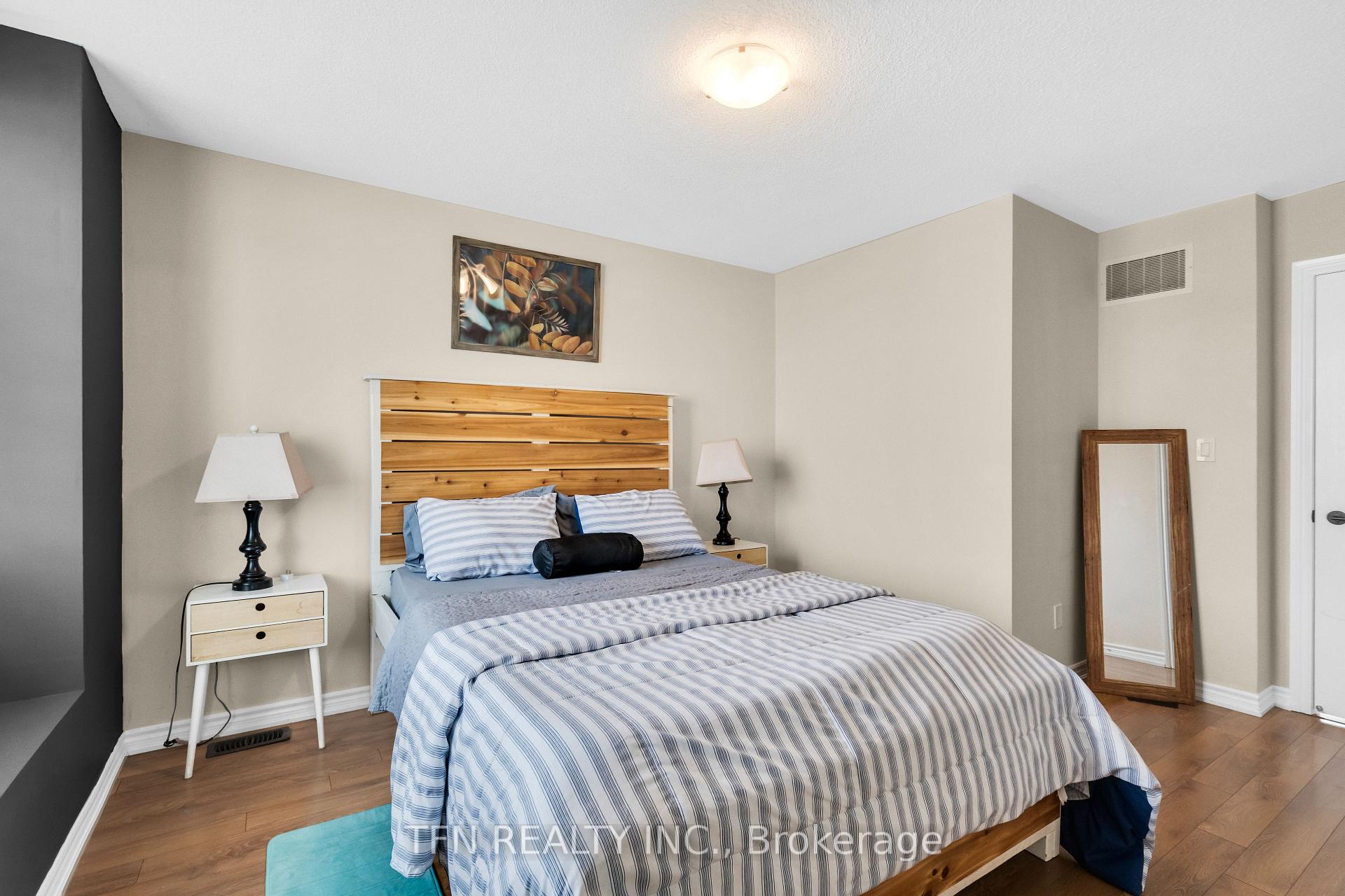 Photo 32 of 2 Shiff Crescent, Brampton, Heart Lake — HOMEH