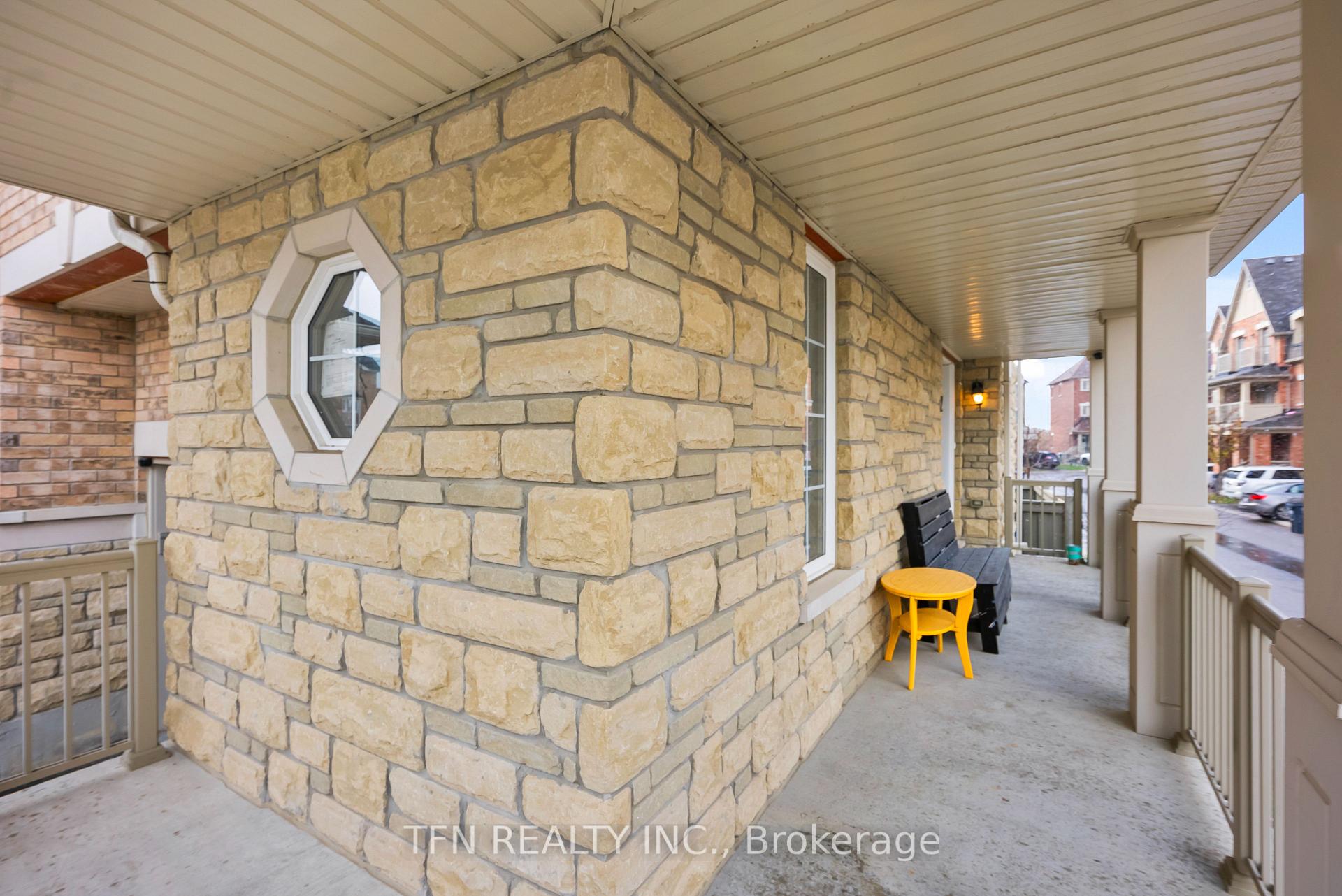 Photo 39 of 2 Shiff Crescent, Brampton, Heart Lake — HOMEH