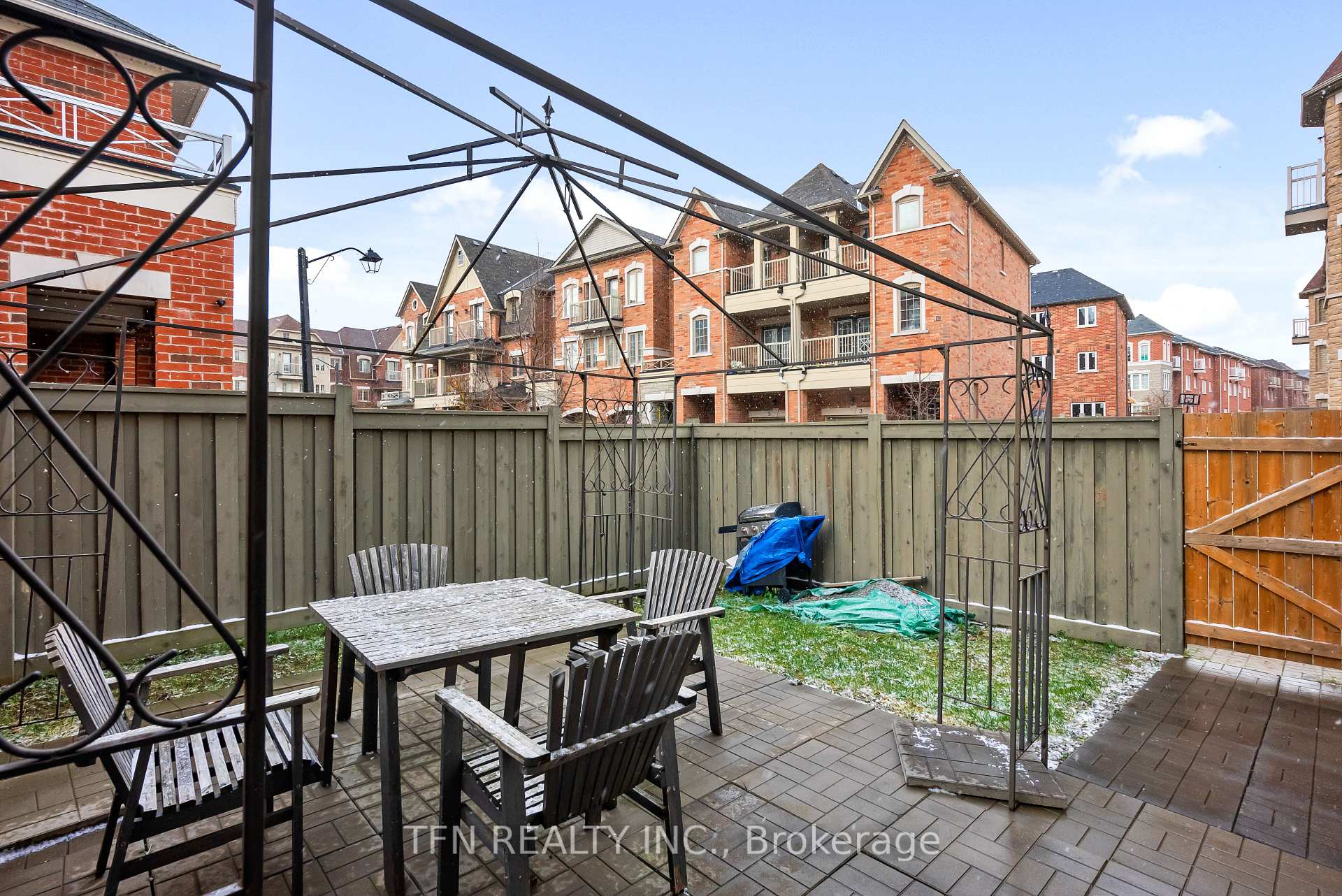 Photo 40 of 2 Shiff Crescent, Brampton, Heart Lake — HOMEH