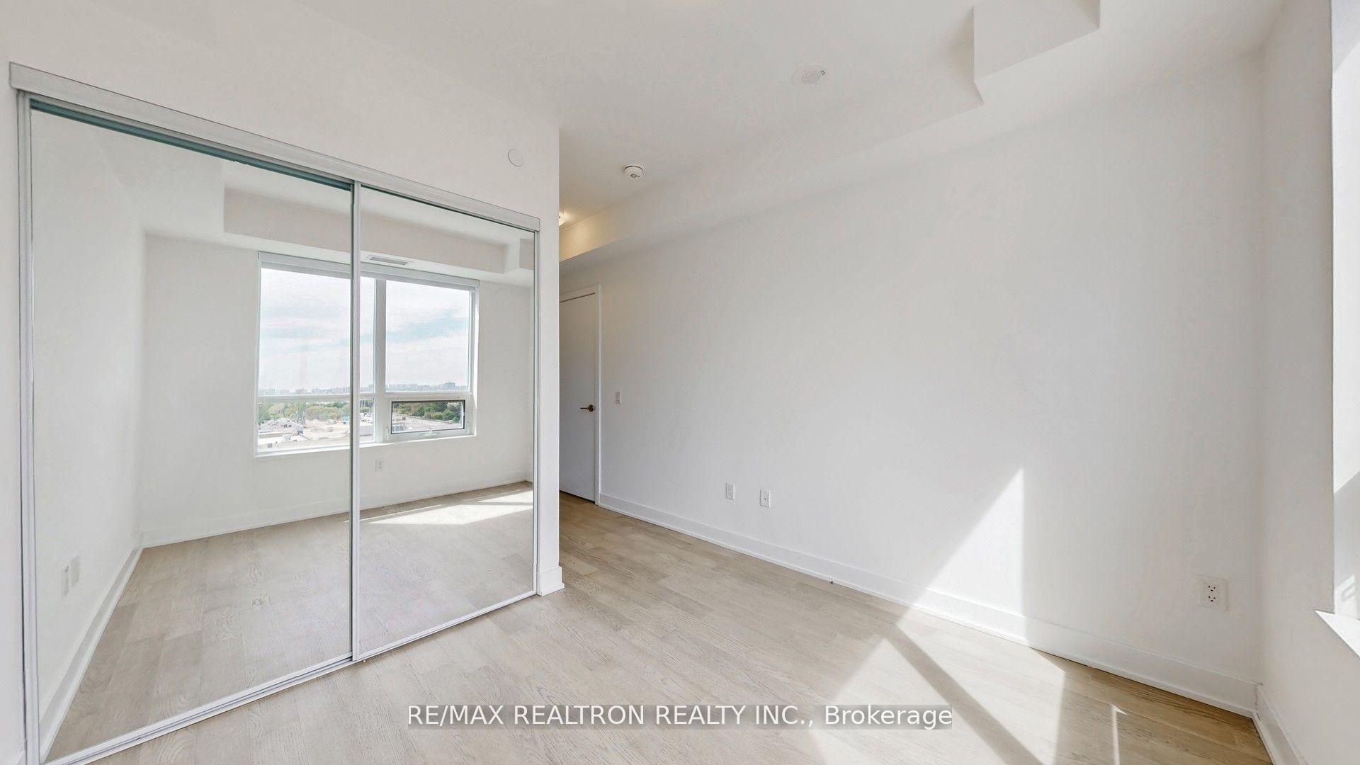 Photo 14 of Unit 705, 2 Teagarden Court, North York, Willowdale East — HOMEH