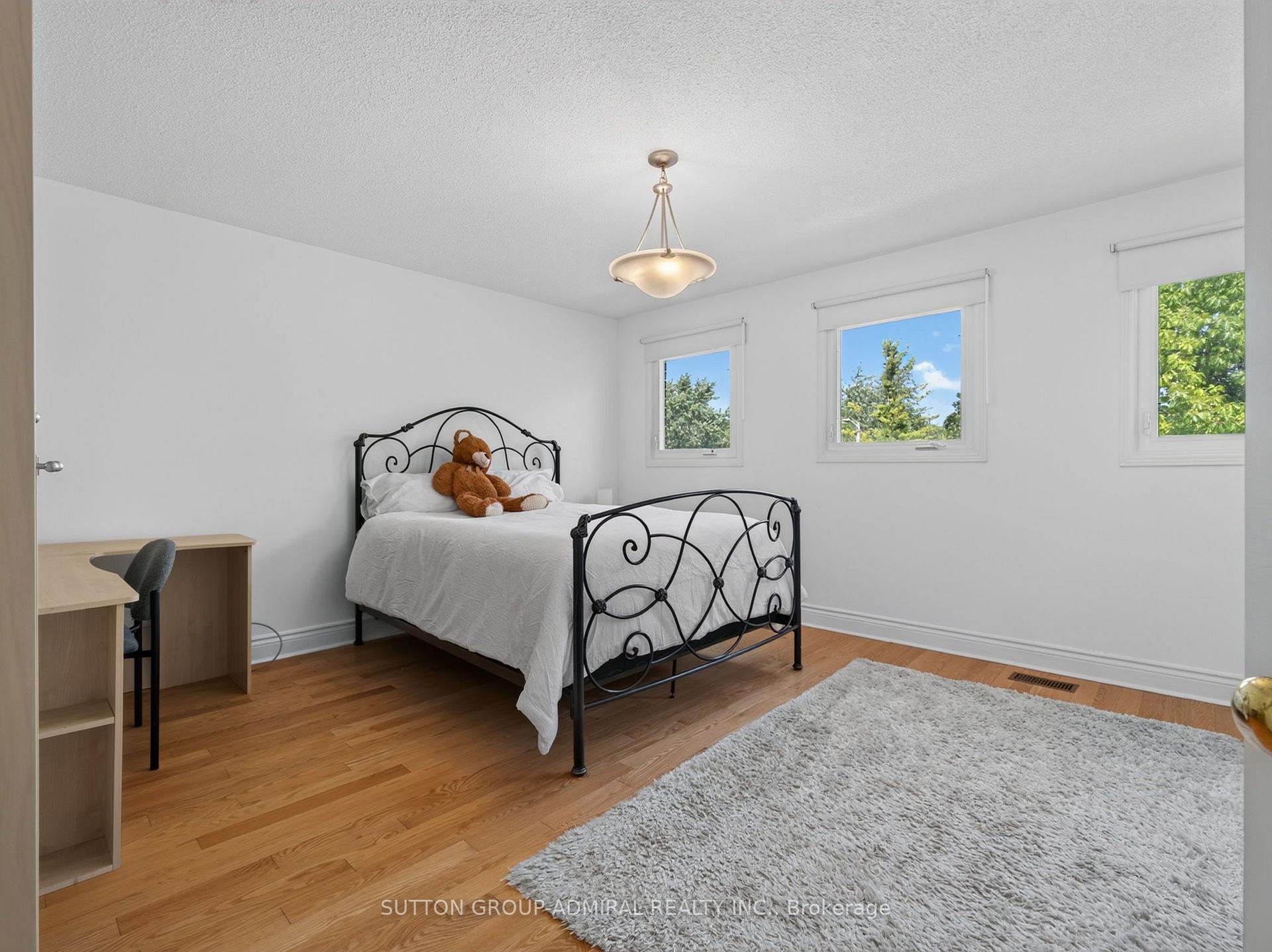 Photo 33 of 99 Dundurn Crescent, Vaughan, Uplands — HOMEH
