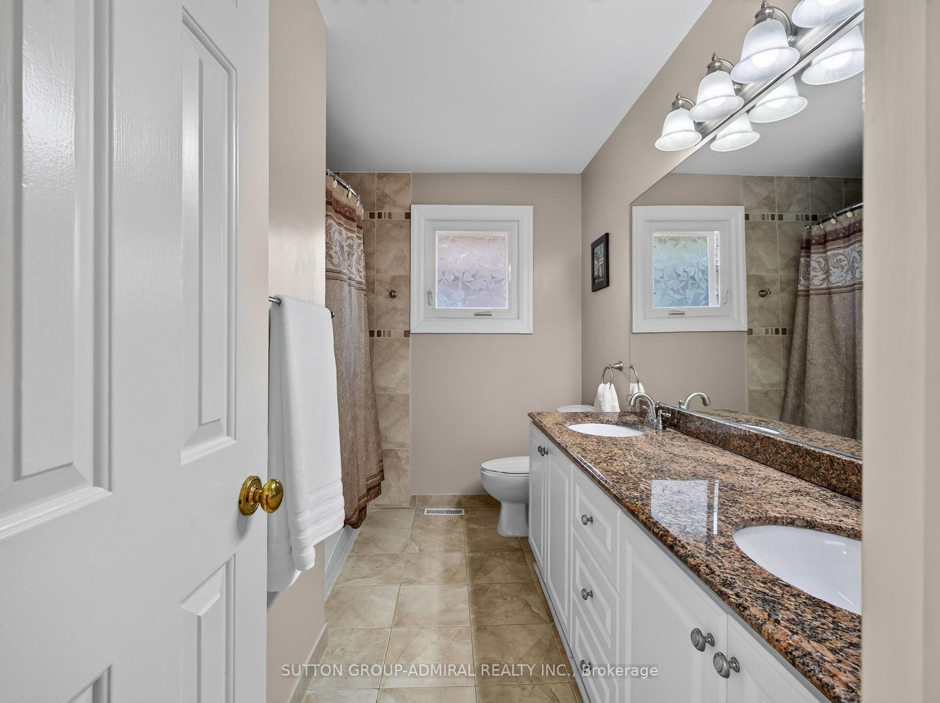 Photo 37 of 99 Dundurn Crescent, Vaughan, Uplands — HOMEH