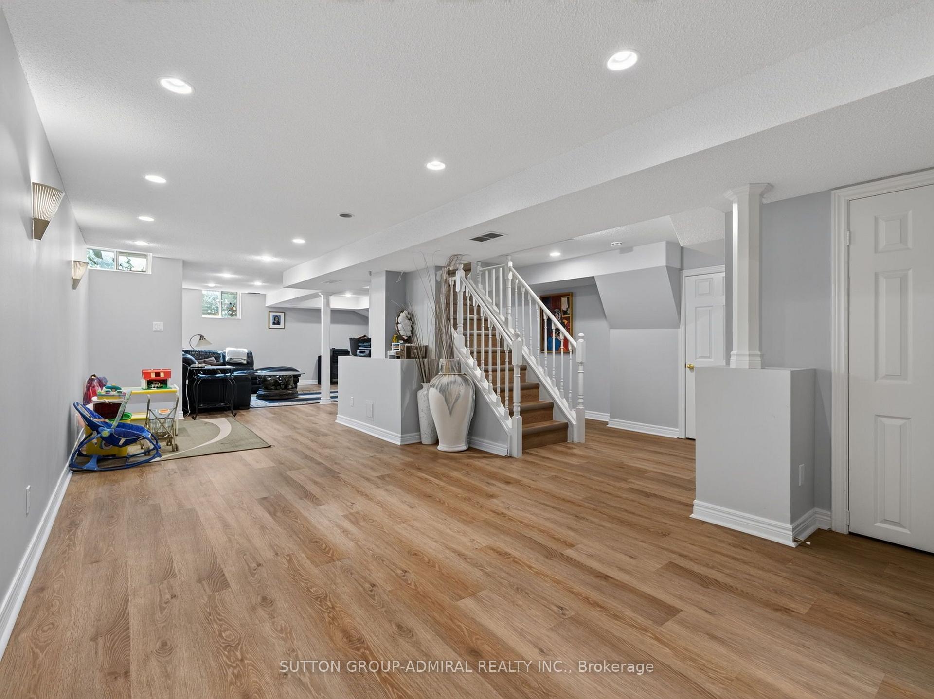 Photo 40 of 99 Dundurn Crescent, Vaughan, Uplands — HOMEH