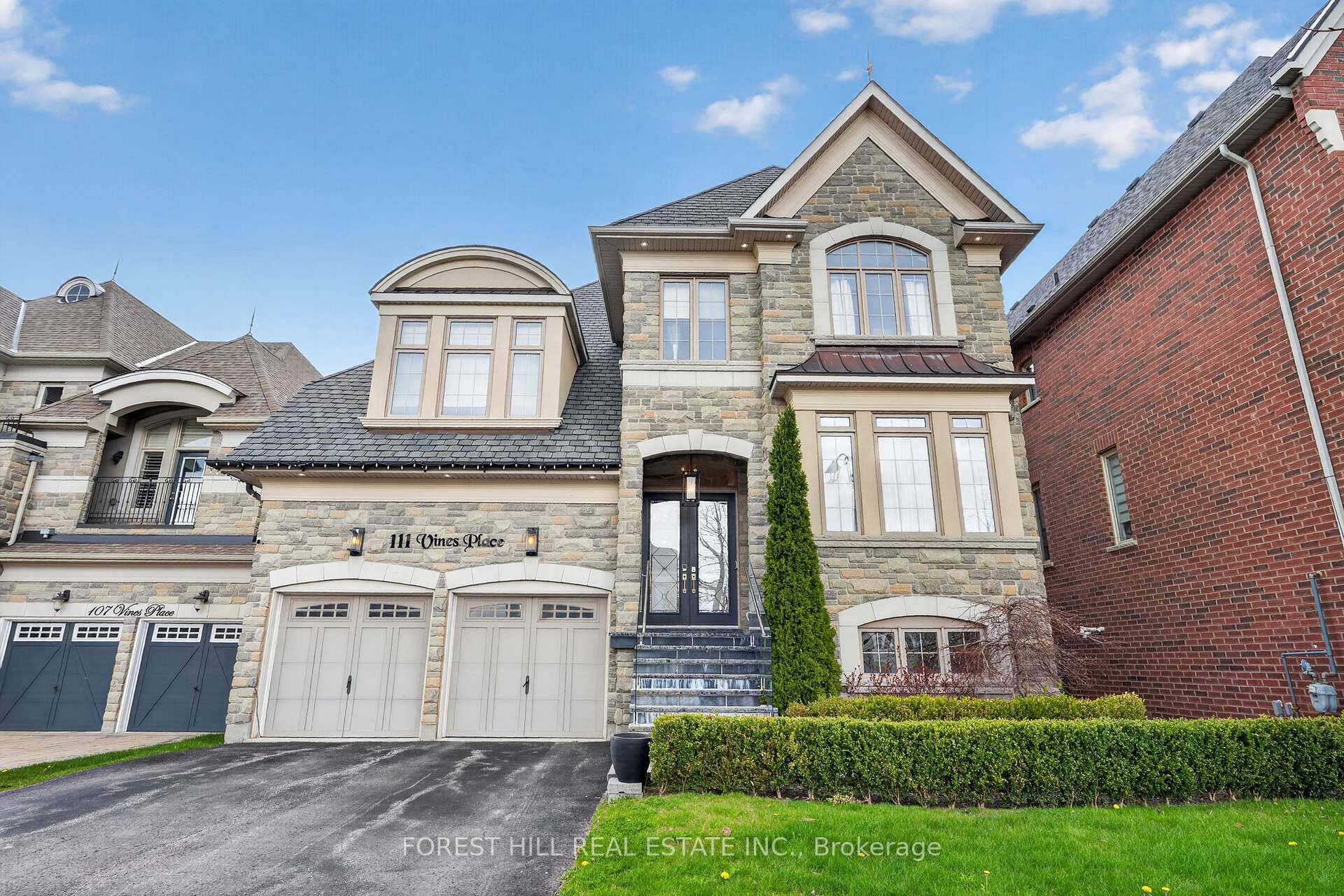 Photo 1 of 111 Vines Place, Aurora, Bayview Southeast — HOMEH