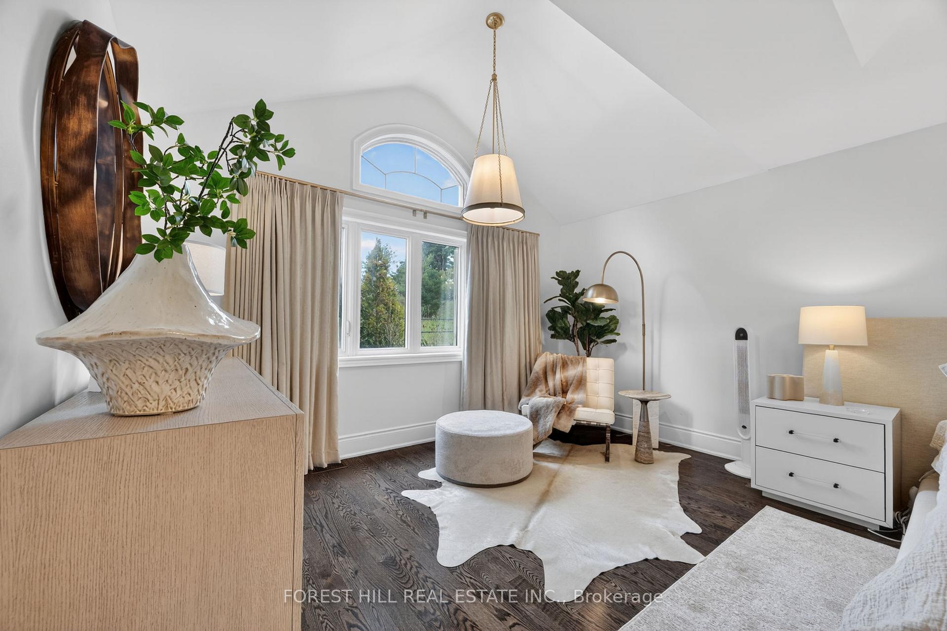 Photo 17 of 111 Vines Place, Aurora, Bayview Southeast — HOMEH