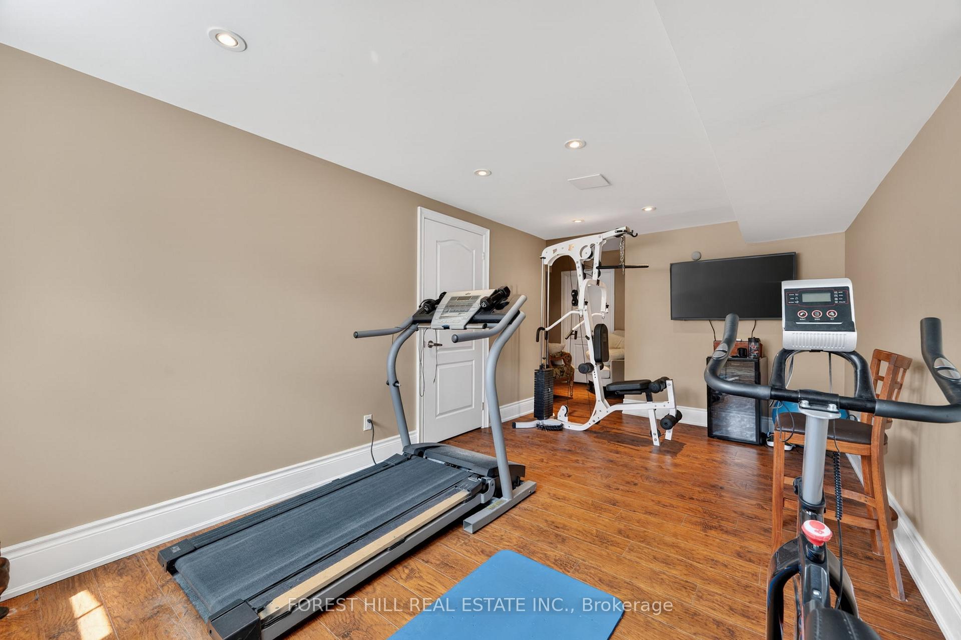 Photo 22 of 111 Vines Place, Aurora, Bayview Southeast — HOMEH