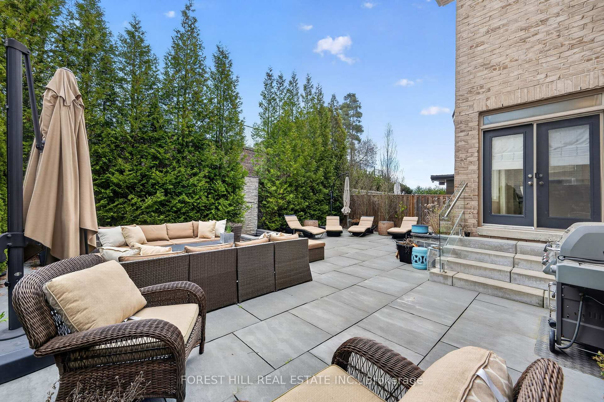 Photo 24 of 111 Vines Place, Aurora, Bayview Southeast — HOMEH