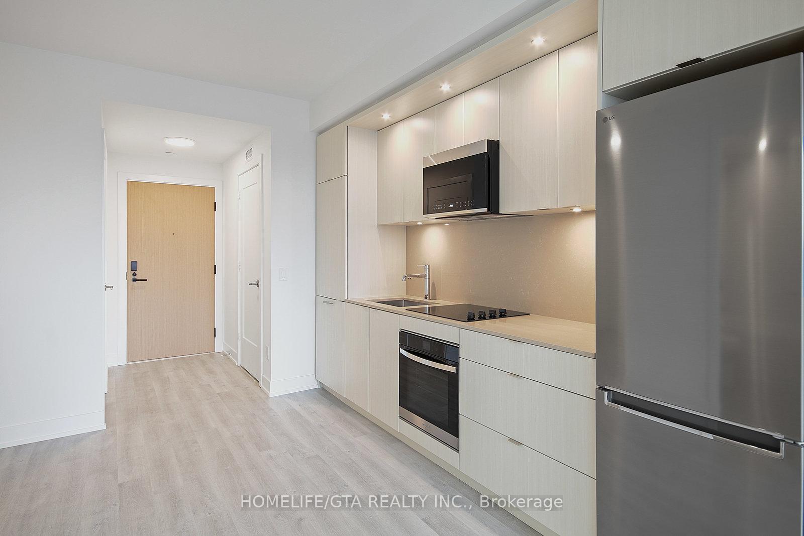 Photo 5 of Unit 908, 60 Central Park Roadway, Etobicoke, Islington-City Centre West — HOMEH