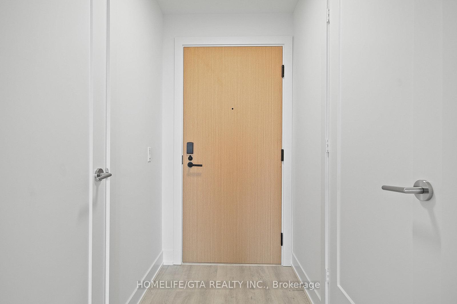 Photo 6 of Unit 908, 60 Central Park Roadway, Etobicoke, Islington-City Centre West — HOMEH