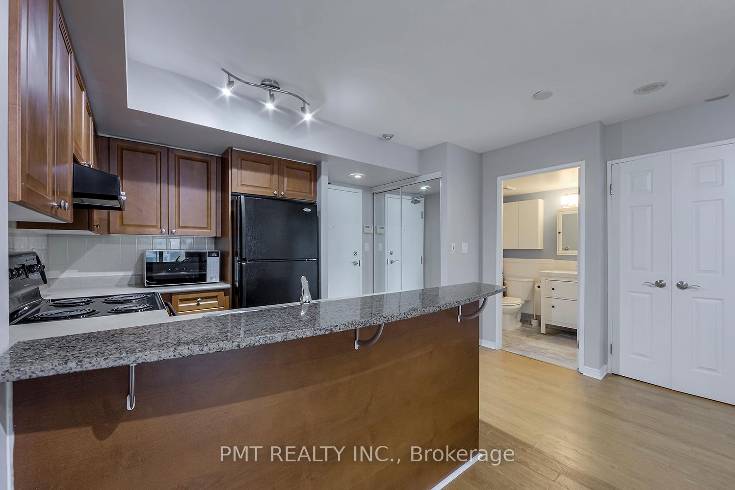 Photo 8 of Unit 1403, 230 King Street E, Toronto, Moss Park — HOMEH