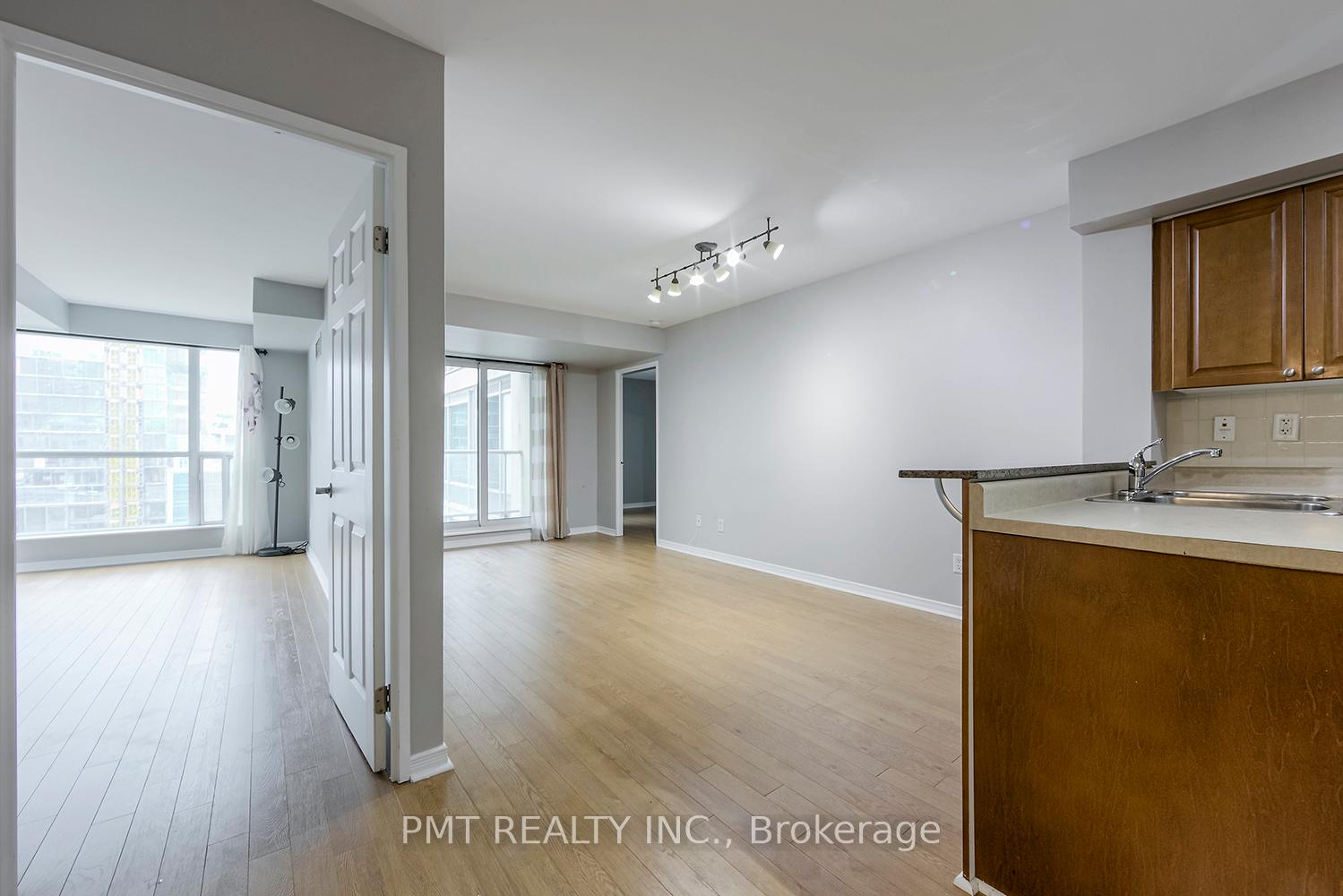 Photo 14 of Unit 1403, 230 King Street E, Toronto, Moss Park — HOMEH