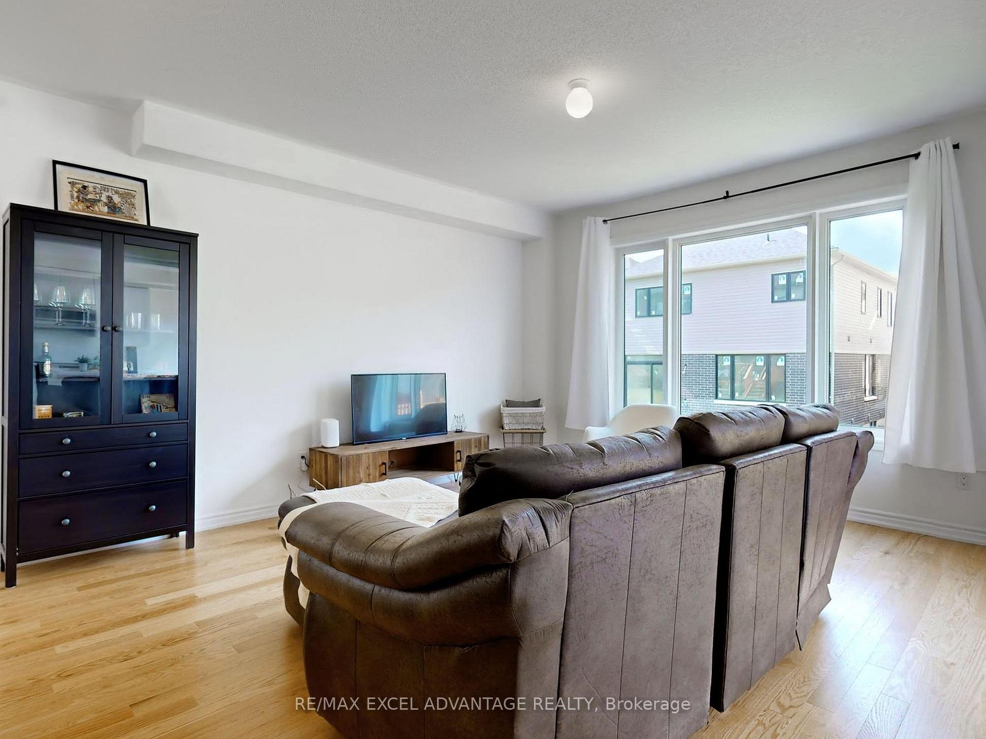 Photo 43 of Unit Main, 54 Bannister Road, Barrie, Rural Barrie Southeast — HOMEH