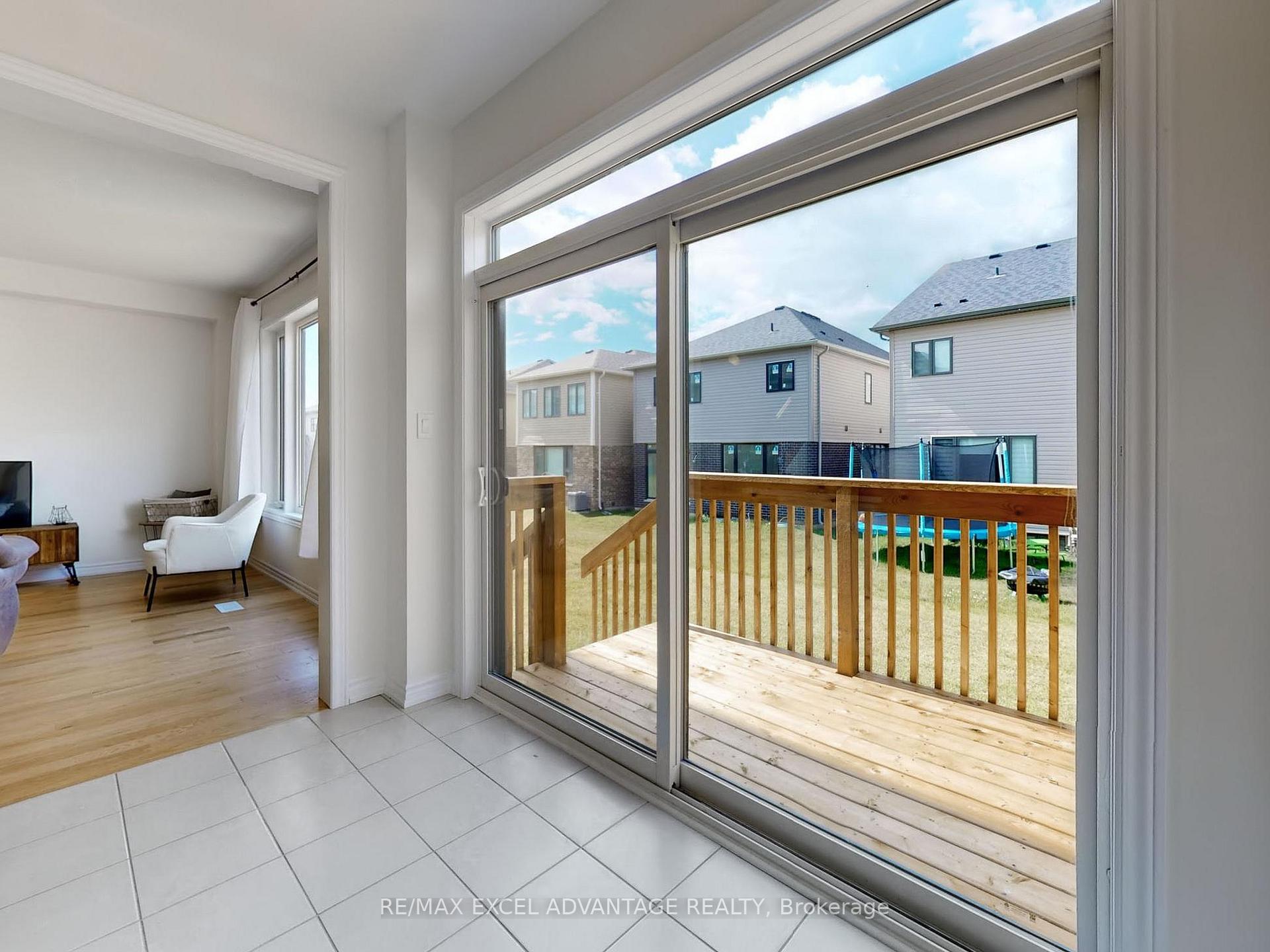 Photo 14 of Unit Main, 54 Bannister Road, Barrie, Rural Barrie Southeast — HOMEH